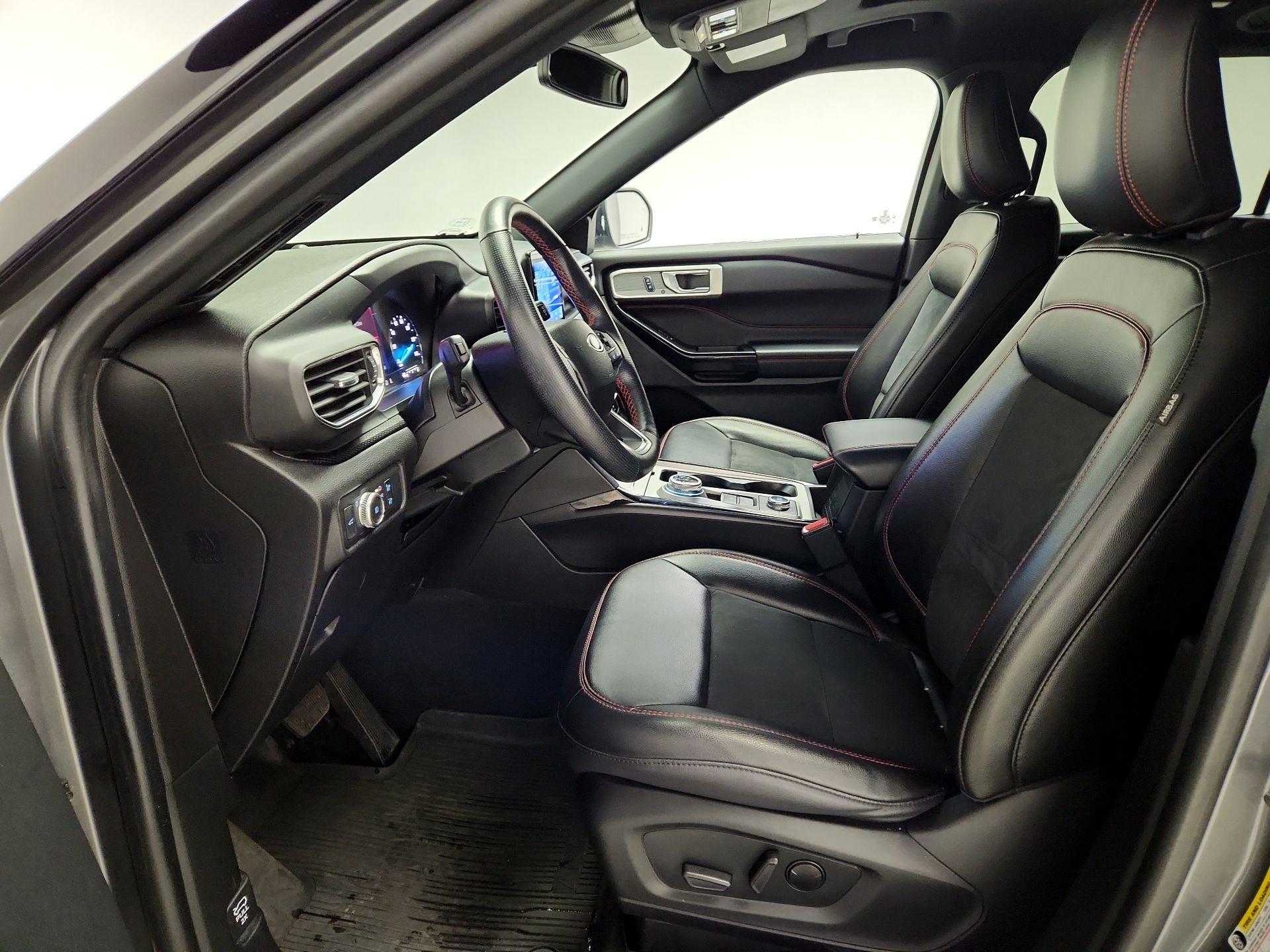 Thumbnail: 2022 Ford Explorer - 11