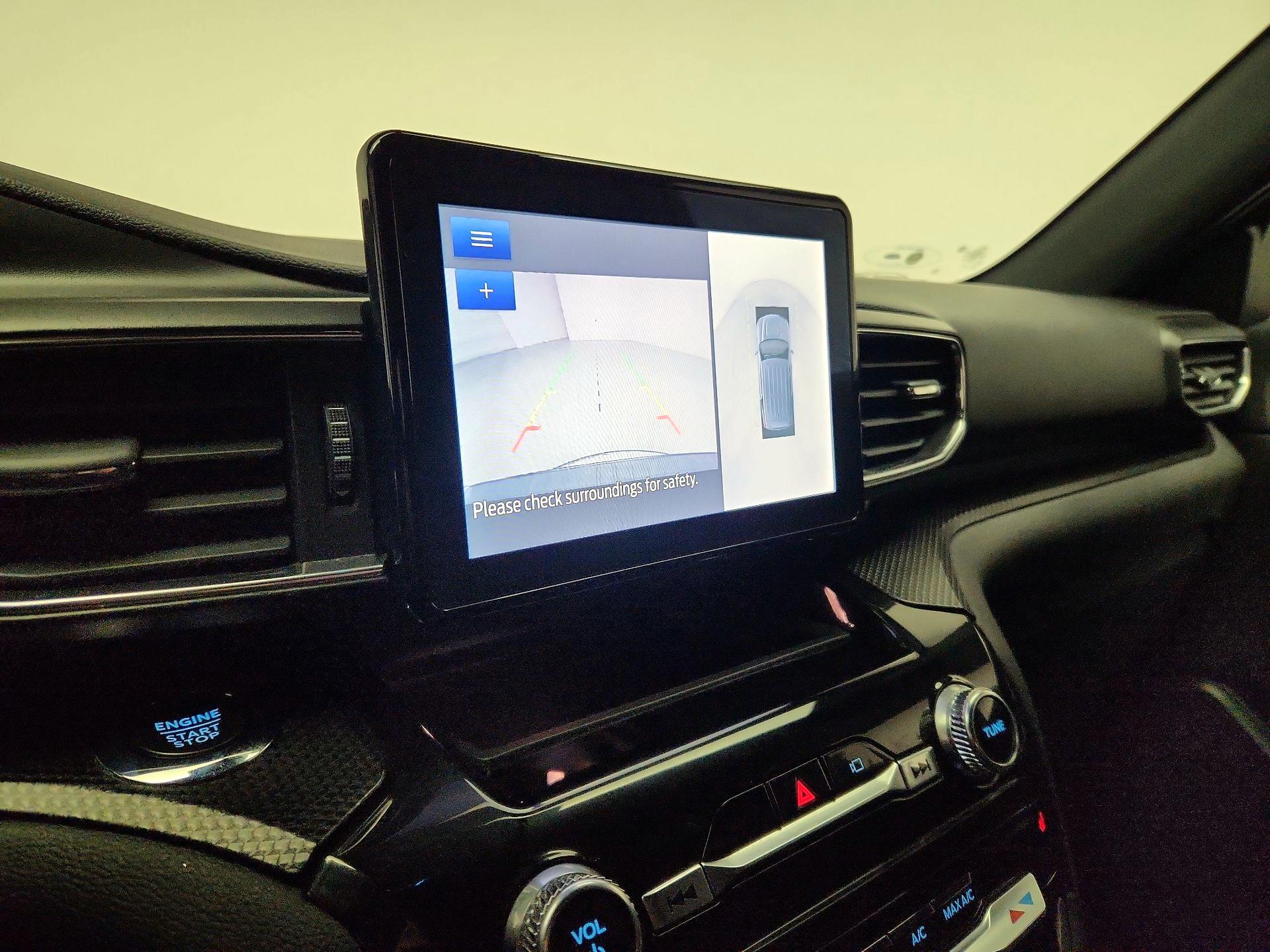 Thumbnail: 2022 Ford Explorer - 15