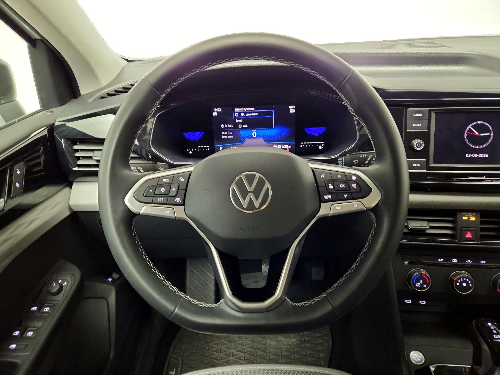 Thumbnail: 2022 Volkswagen Taos - 10