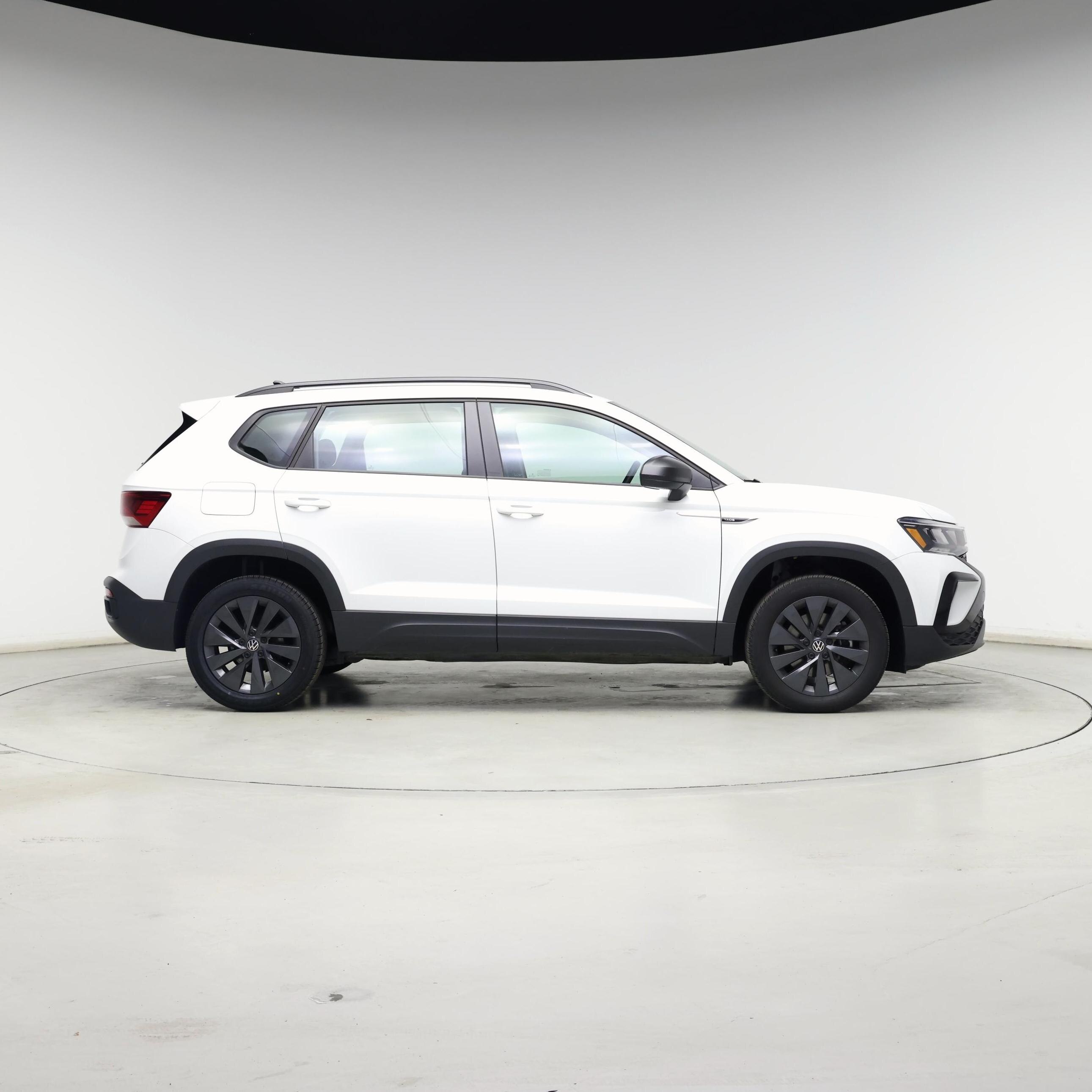 Thumbnail: 2022 Volkswagen Taos - 7