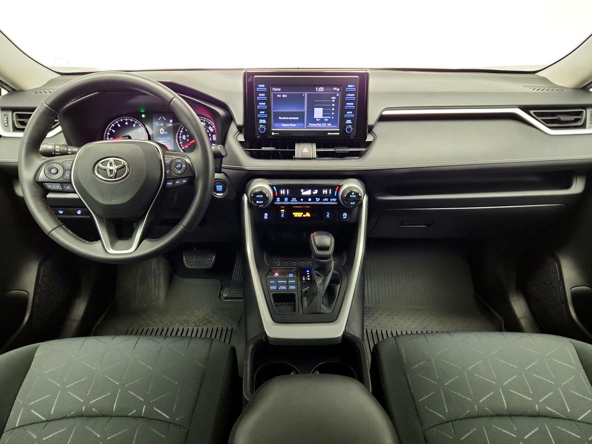 Thumbnail: 2021 Toyota RAV4 - 9