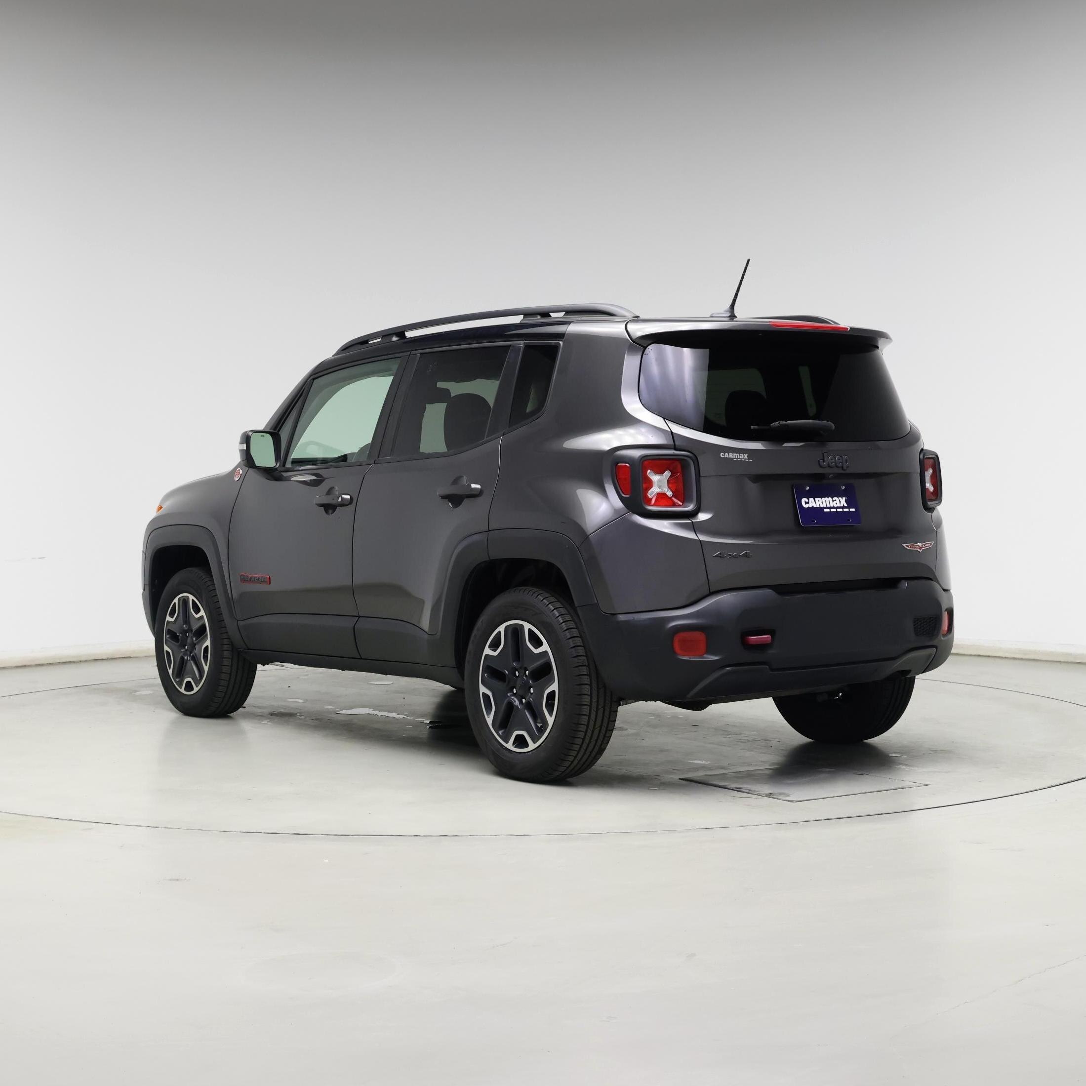 Thumbnail: 2017 Jeep Renegade - 2