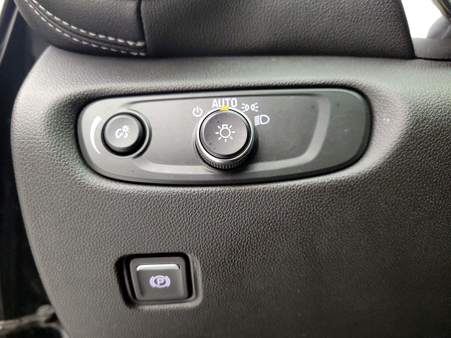 Thumbnail: 2023 Chevrolet Blazer - 13