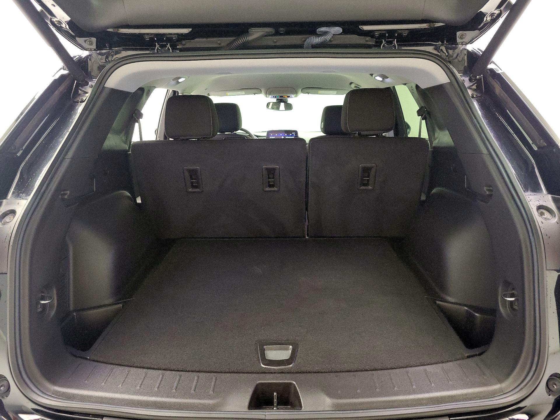 Thumbnail: 2023 Chevrolet Blazer - 20