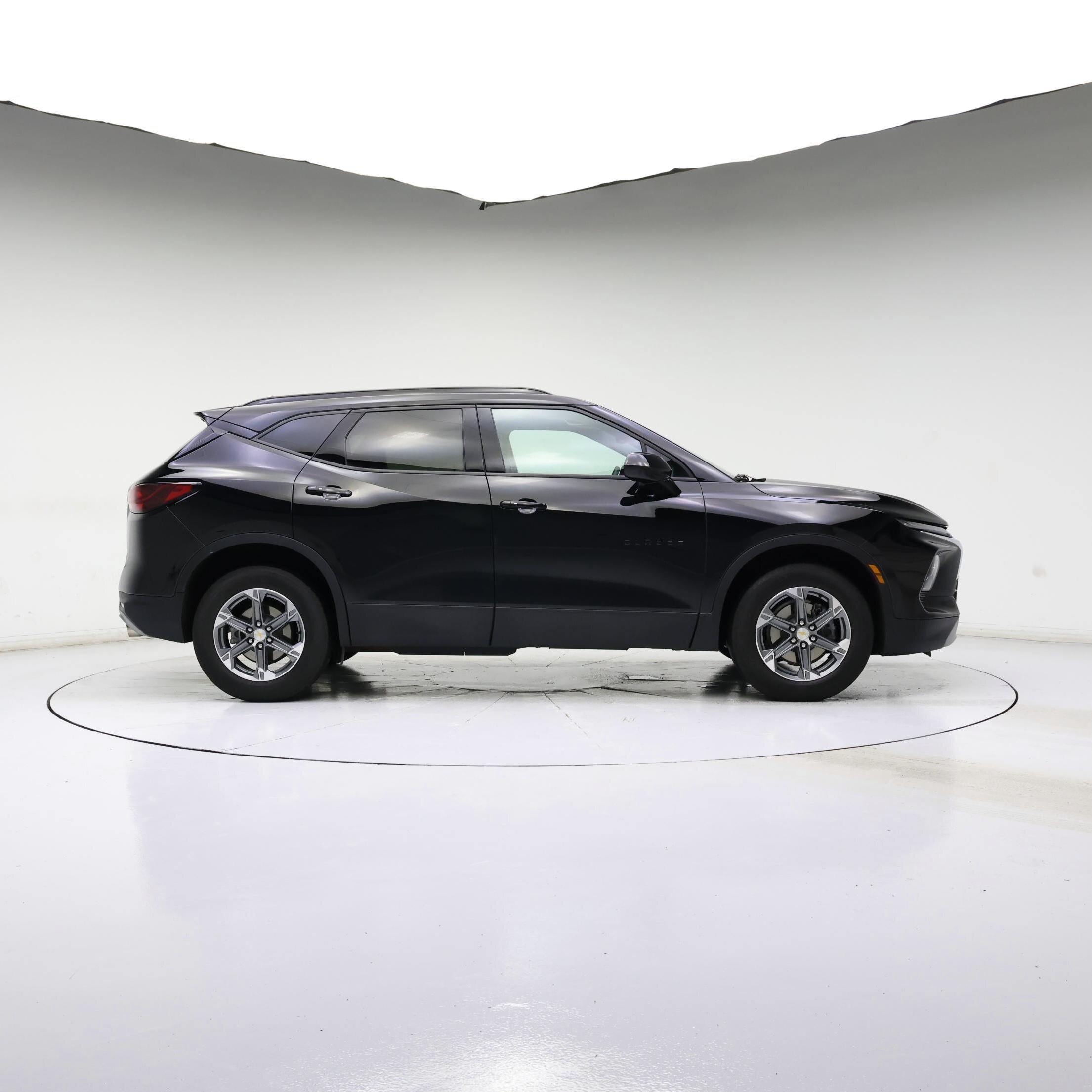 Thumbnail: 2023 Chevrolet Blazer - 7