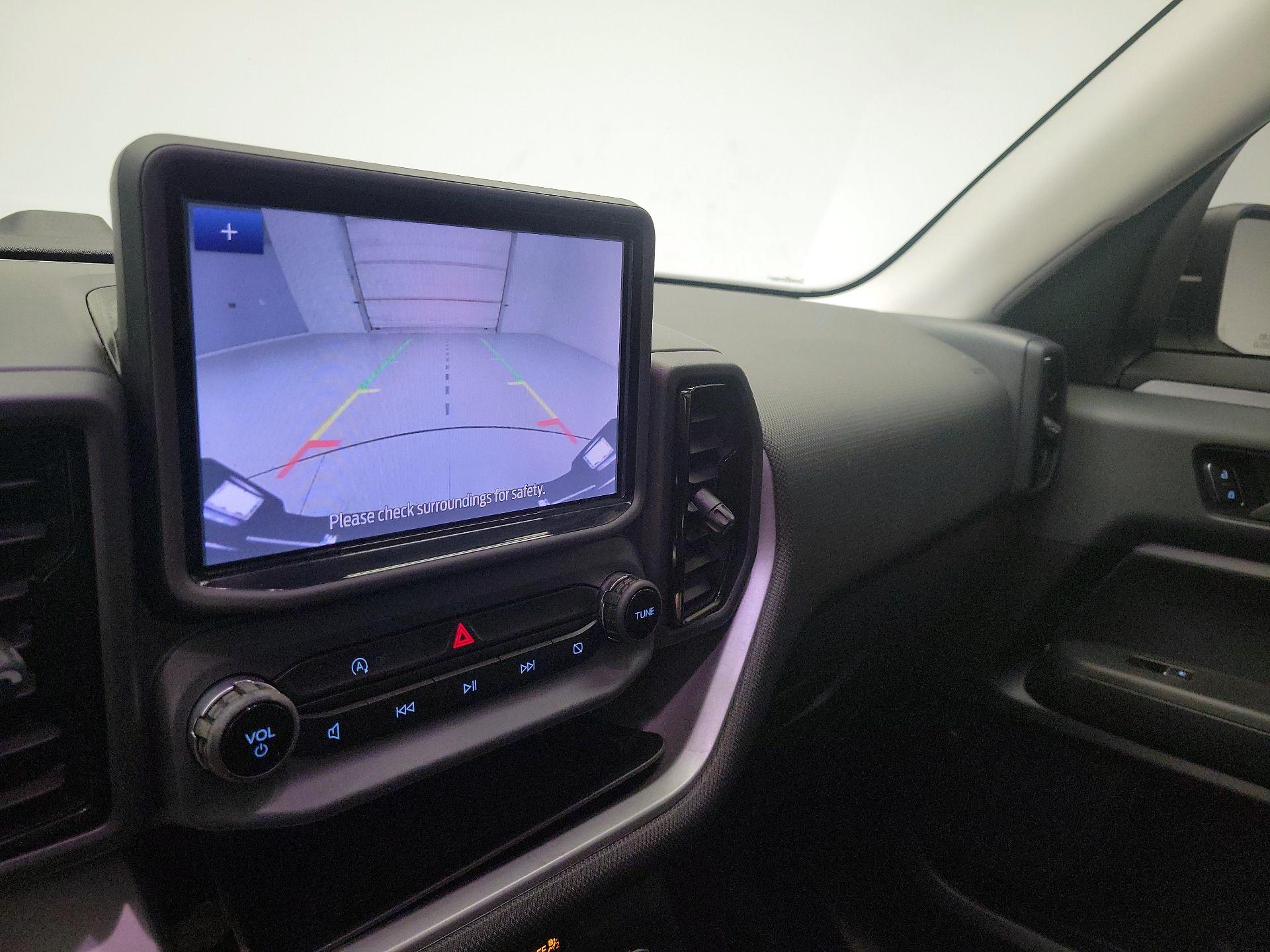 Thumbnail: 2021 Ford Bronco Sport - 14