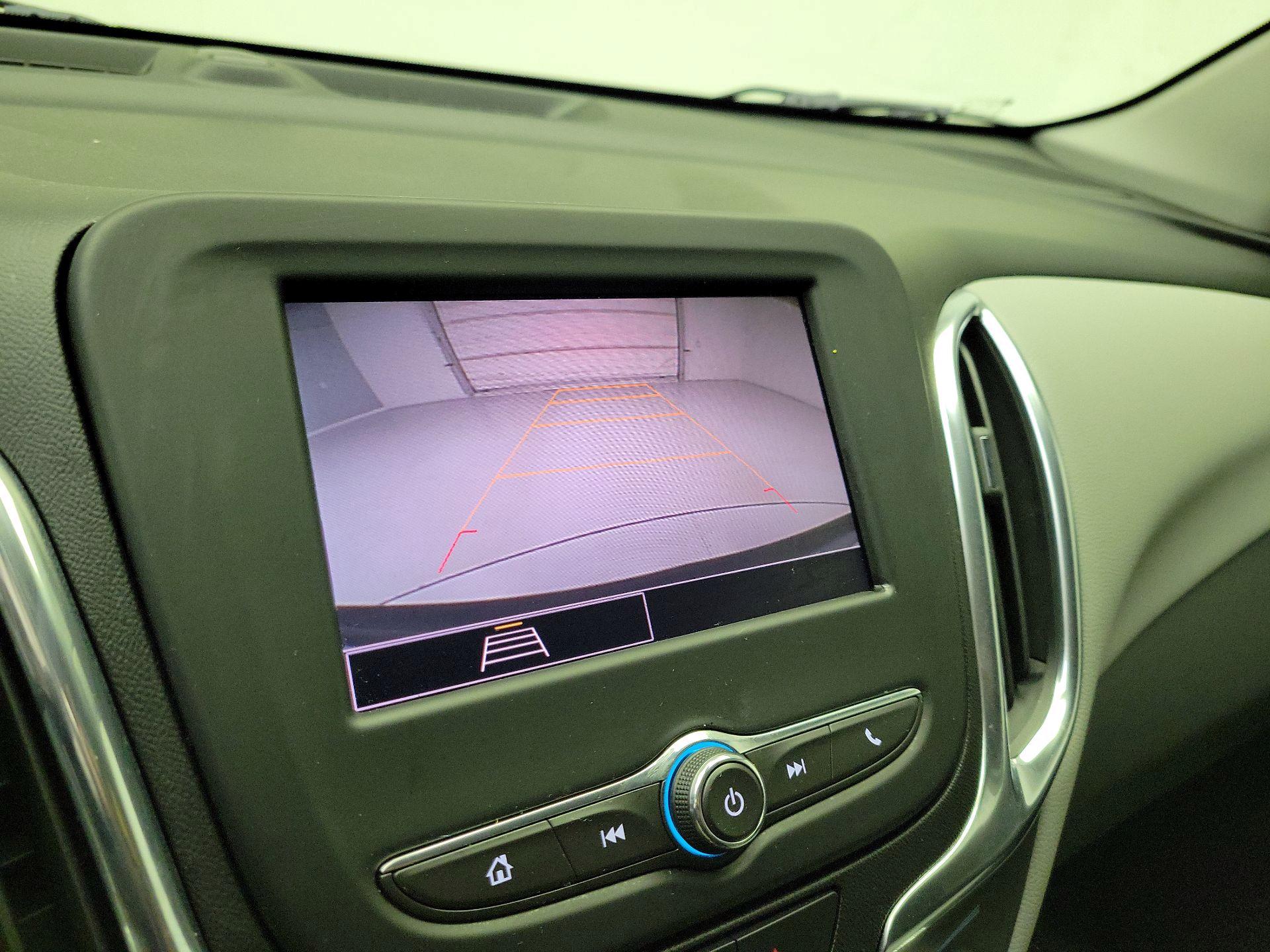 Thumbnail: 2022 Chevrolet Equinox - 14