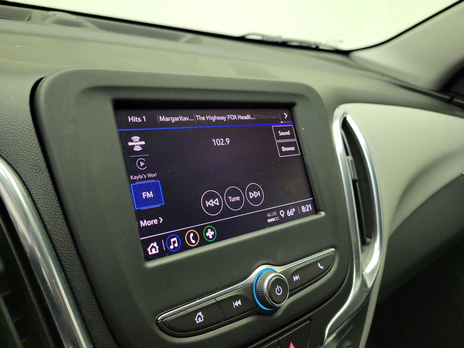 Thumbnail: 2022 Chevrolet Equinox - 15