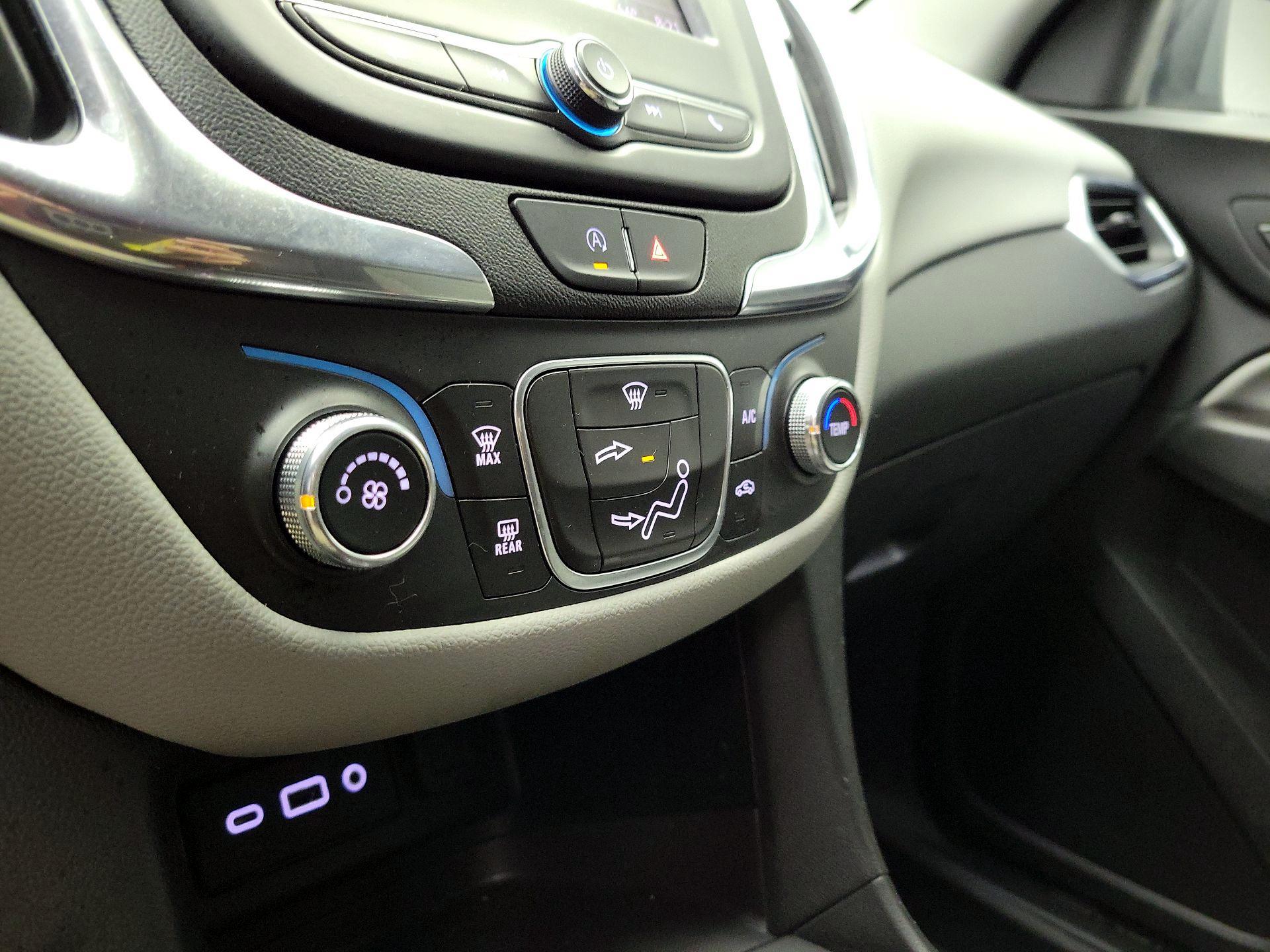 Thumbnail: 2022 Chevrolet Equinox - 16