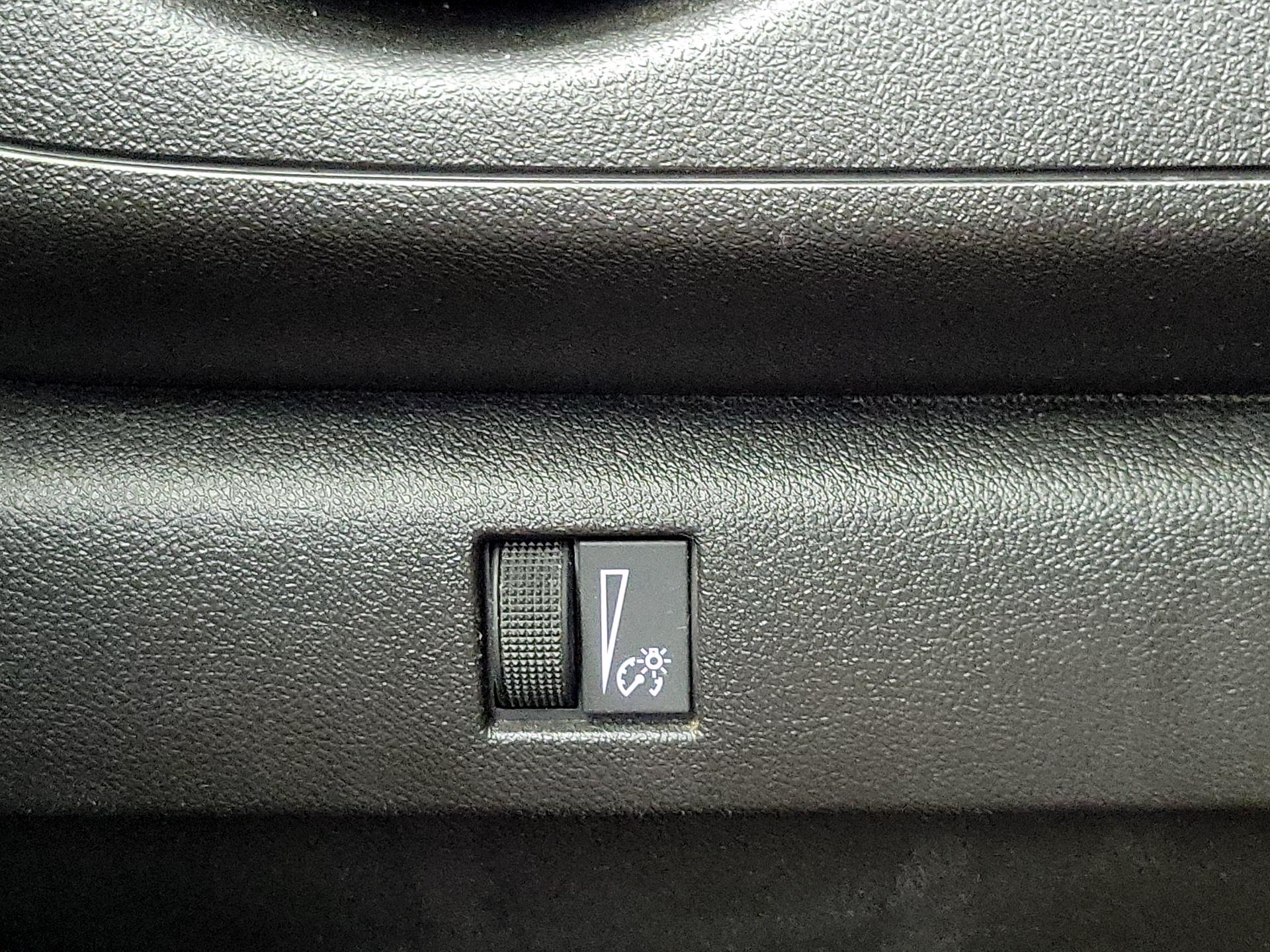 Thumbnail: 2023 Chevrolet Colorado - 13