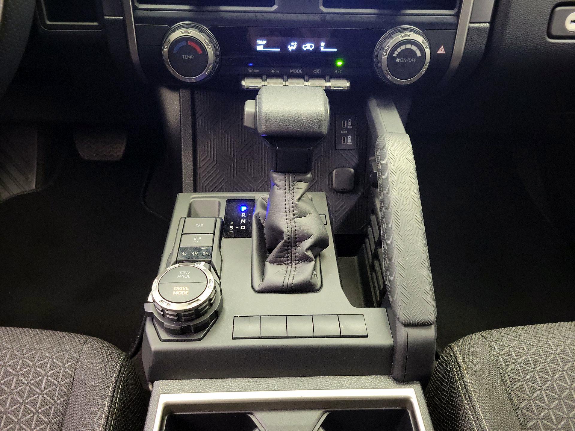 Thumbnail: 2025 Toyota 4Runner - 16