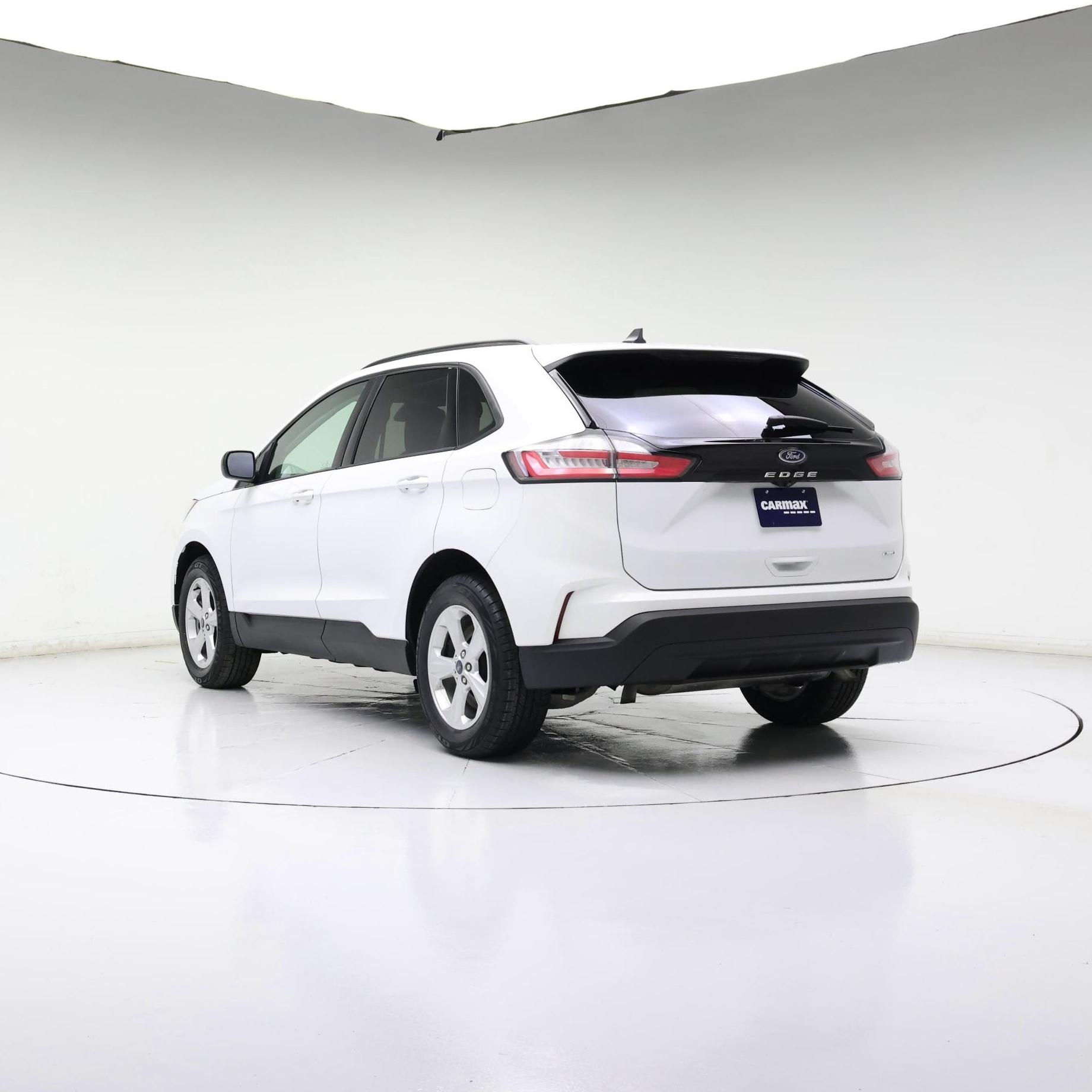 Thumbnail: 2022 Ford Edge - 2