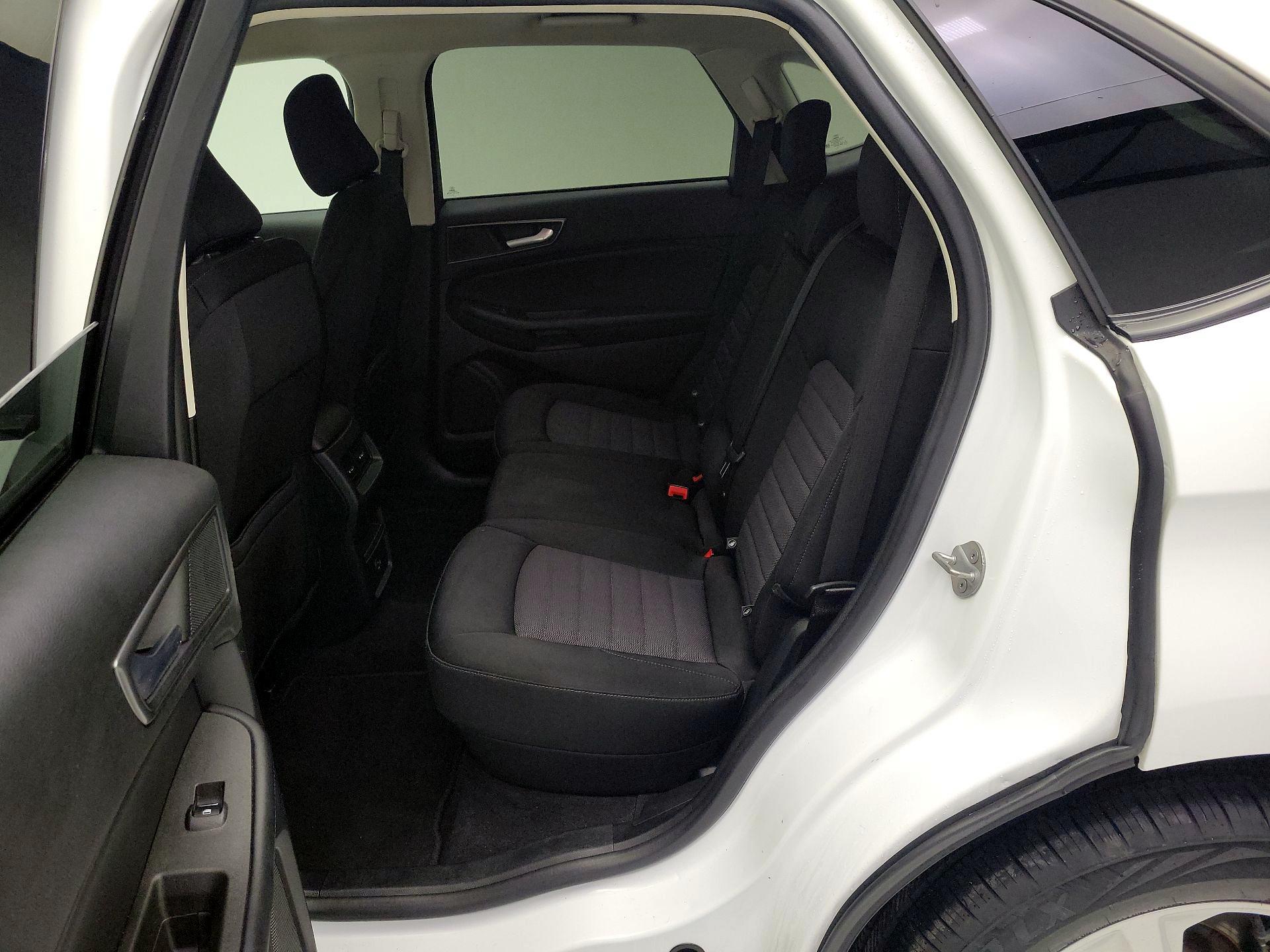 Thumbnail: 2022 Ford Edge - 19