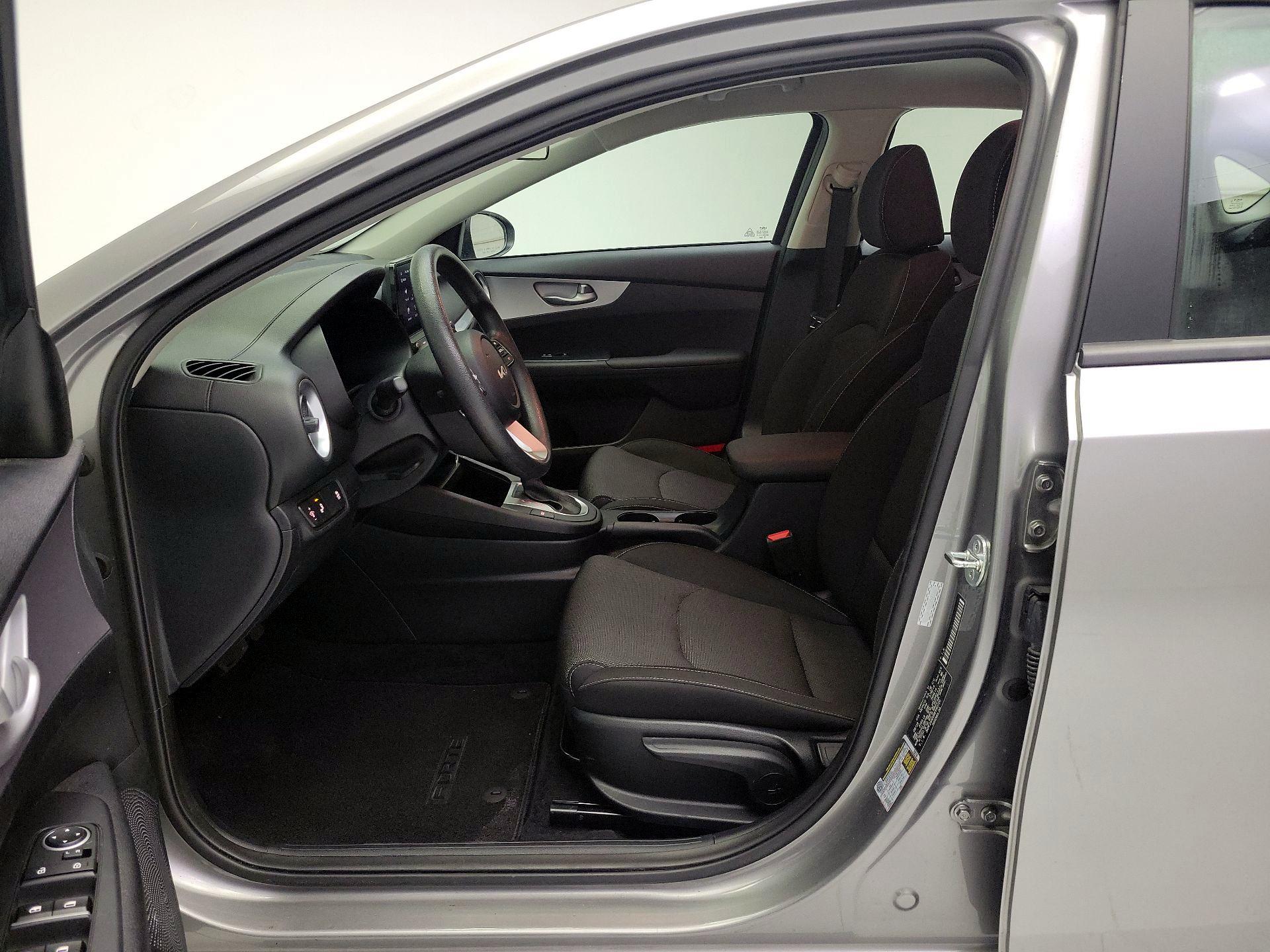 Thumbnail: 2024 Kia Forte - 11