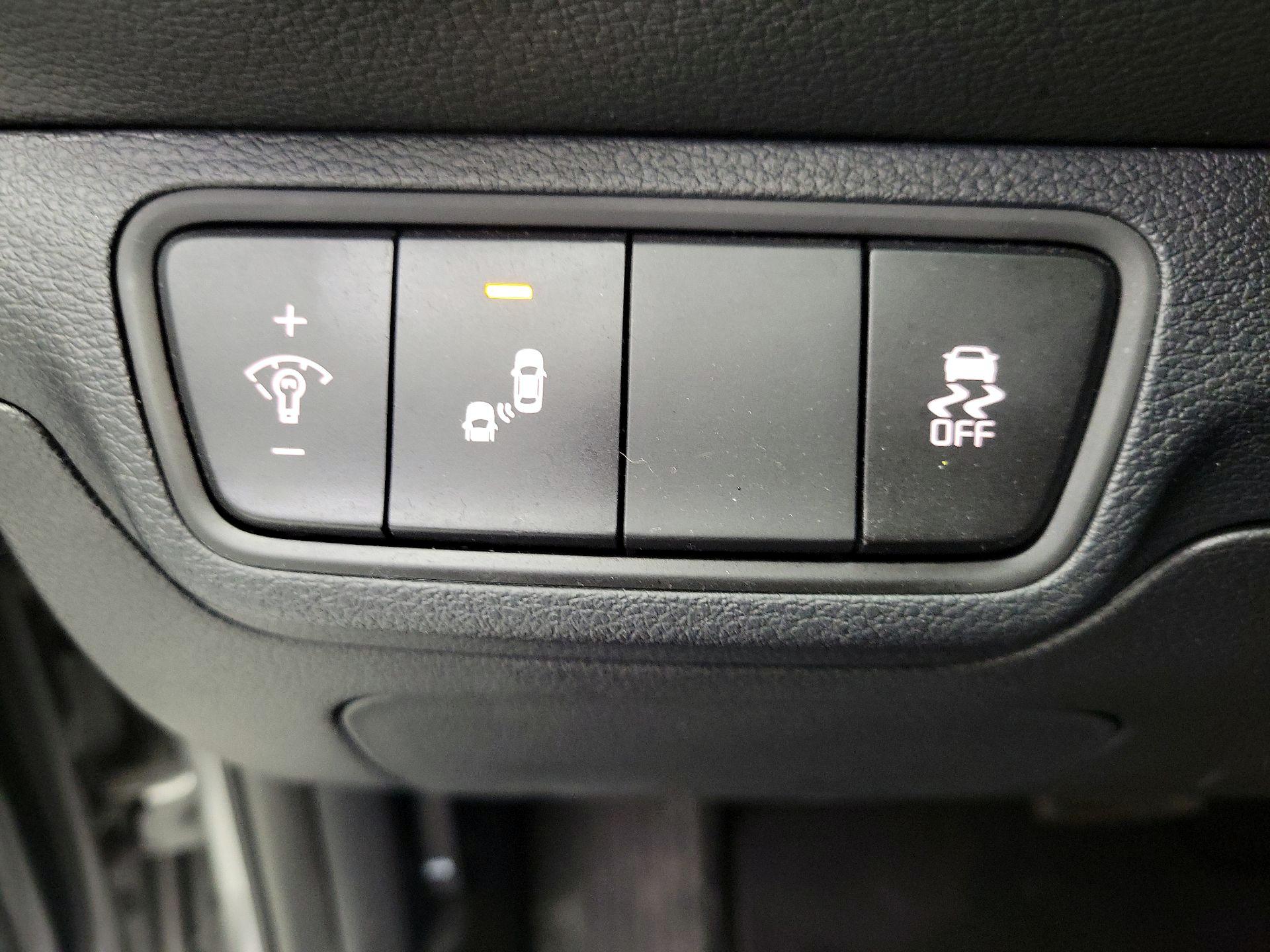 Thumbnail: 2024 Kia Forte - 13