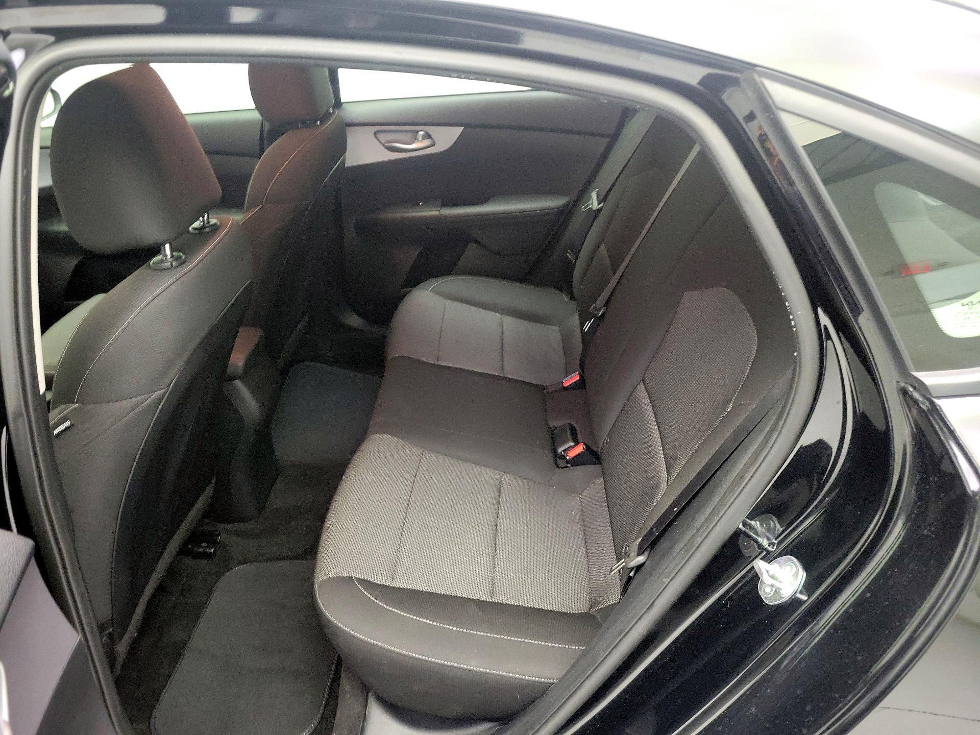 Thumbnail: 2024 Kia Forte - 19