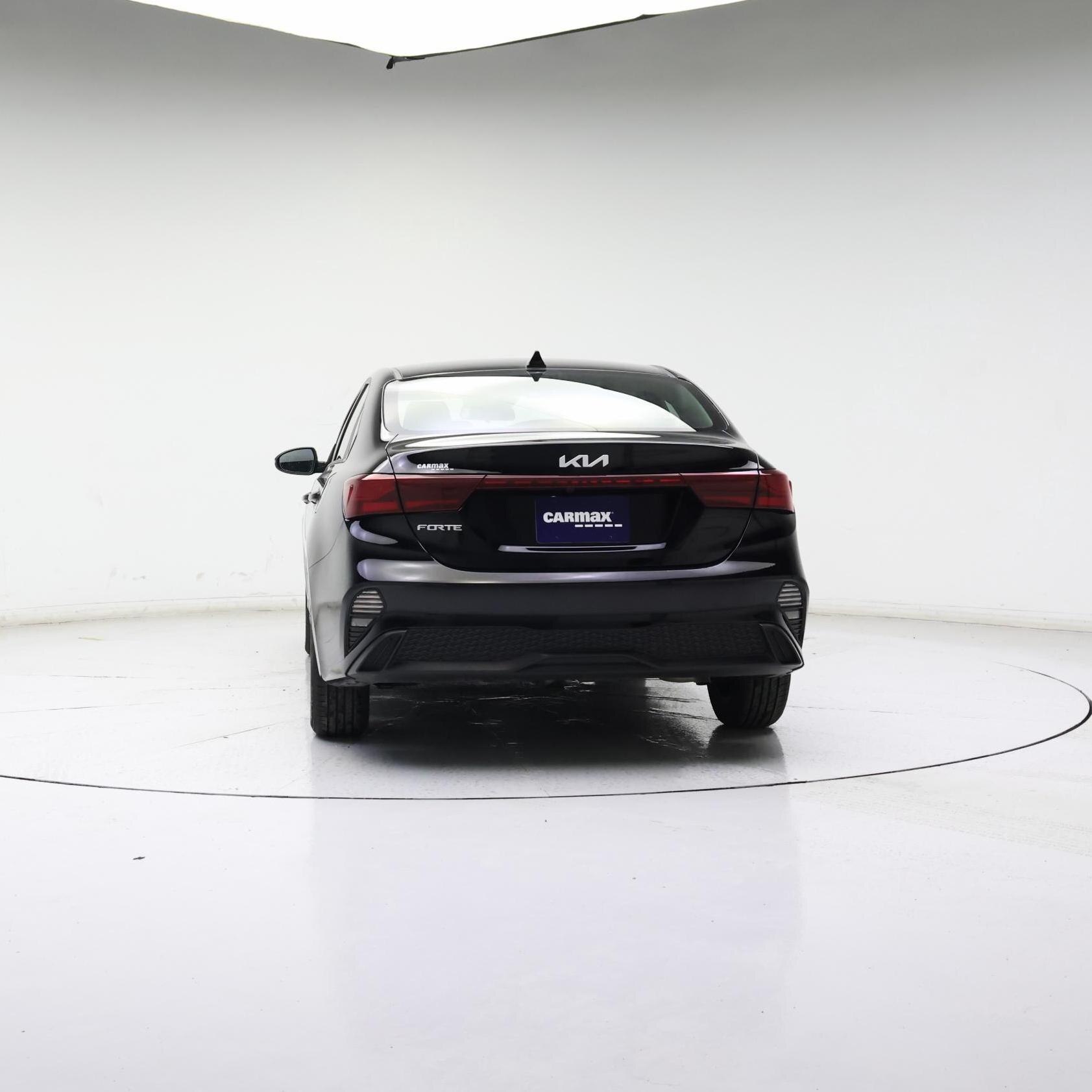 Thumbnail: 2024 Kia Forte - 6