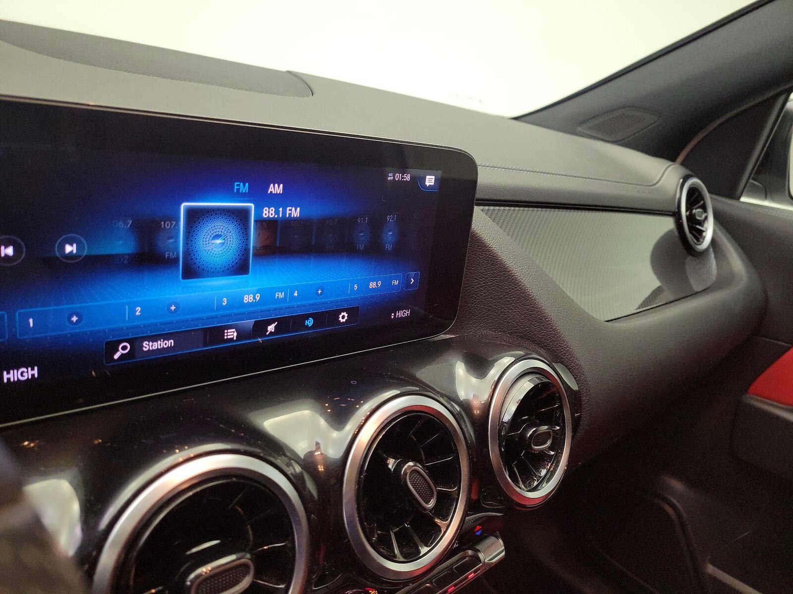 2022 Mercedes-Benz GLA GLA250 - Photo 16