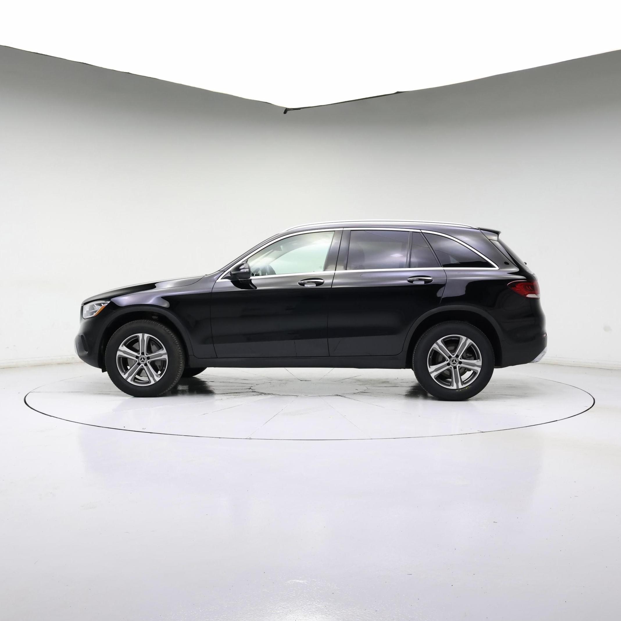 Thumbnail: 2022 Mercedes-Benz GLC - 3