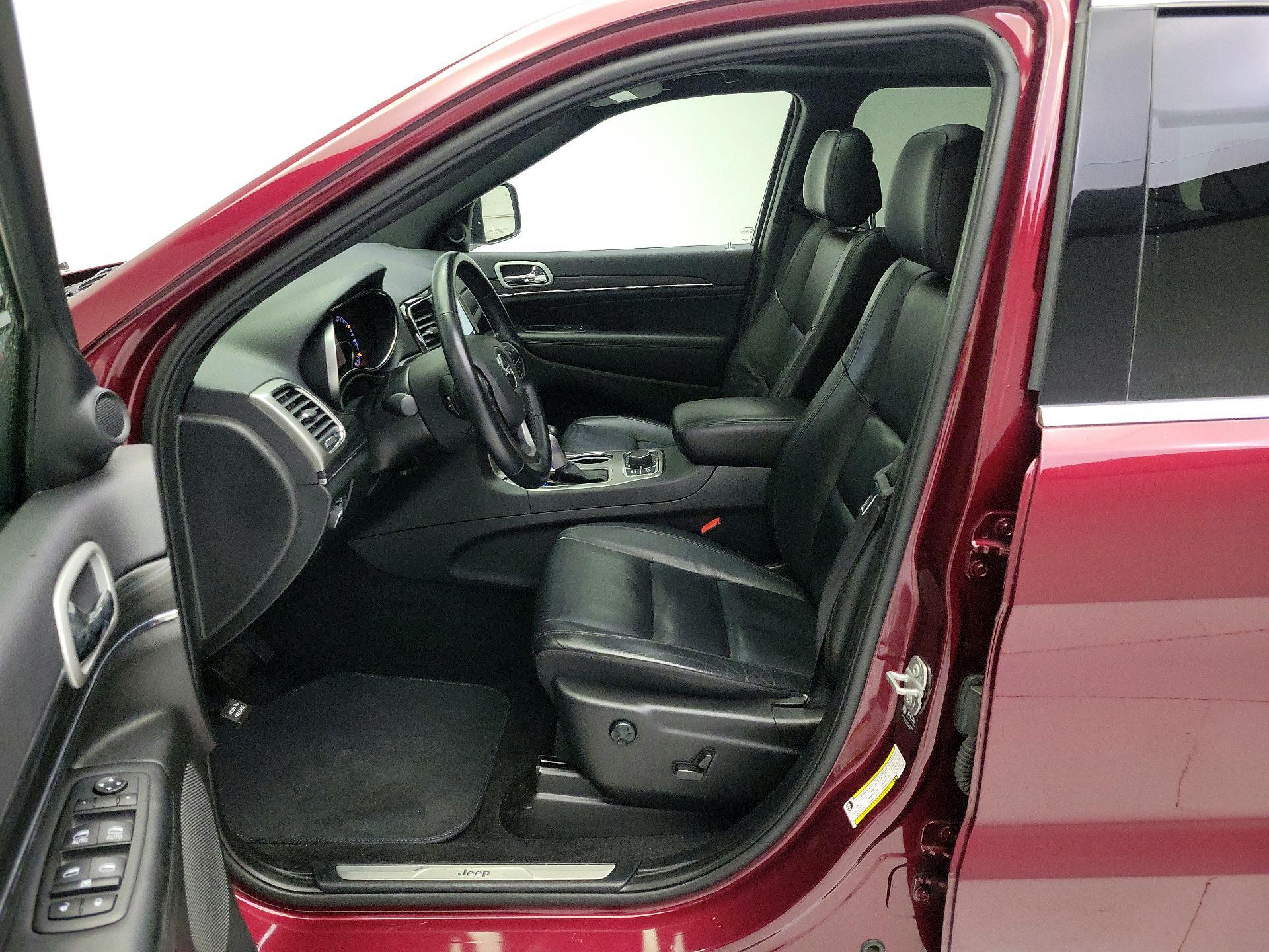 Thumbnail: 2022 Jeep Grand Cherokee - 11