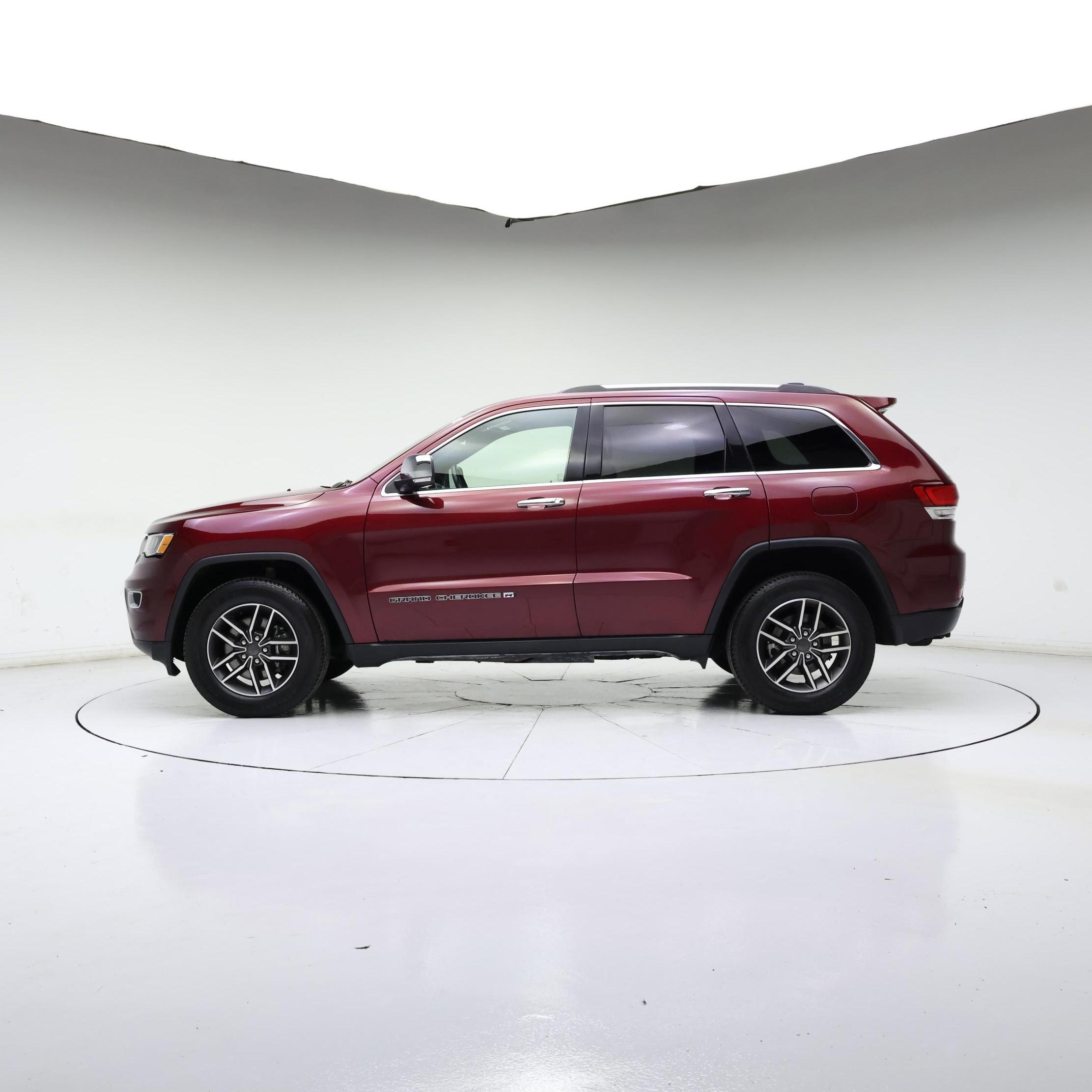 Thumbnail: 2022 Jeep Grand Cherokee - 3