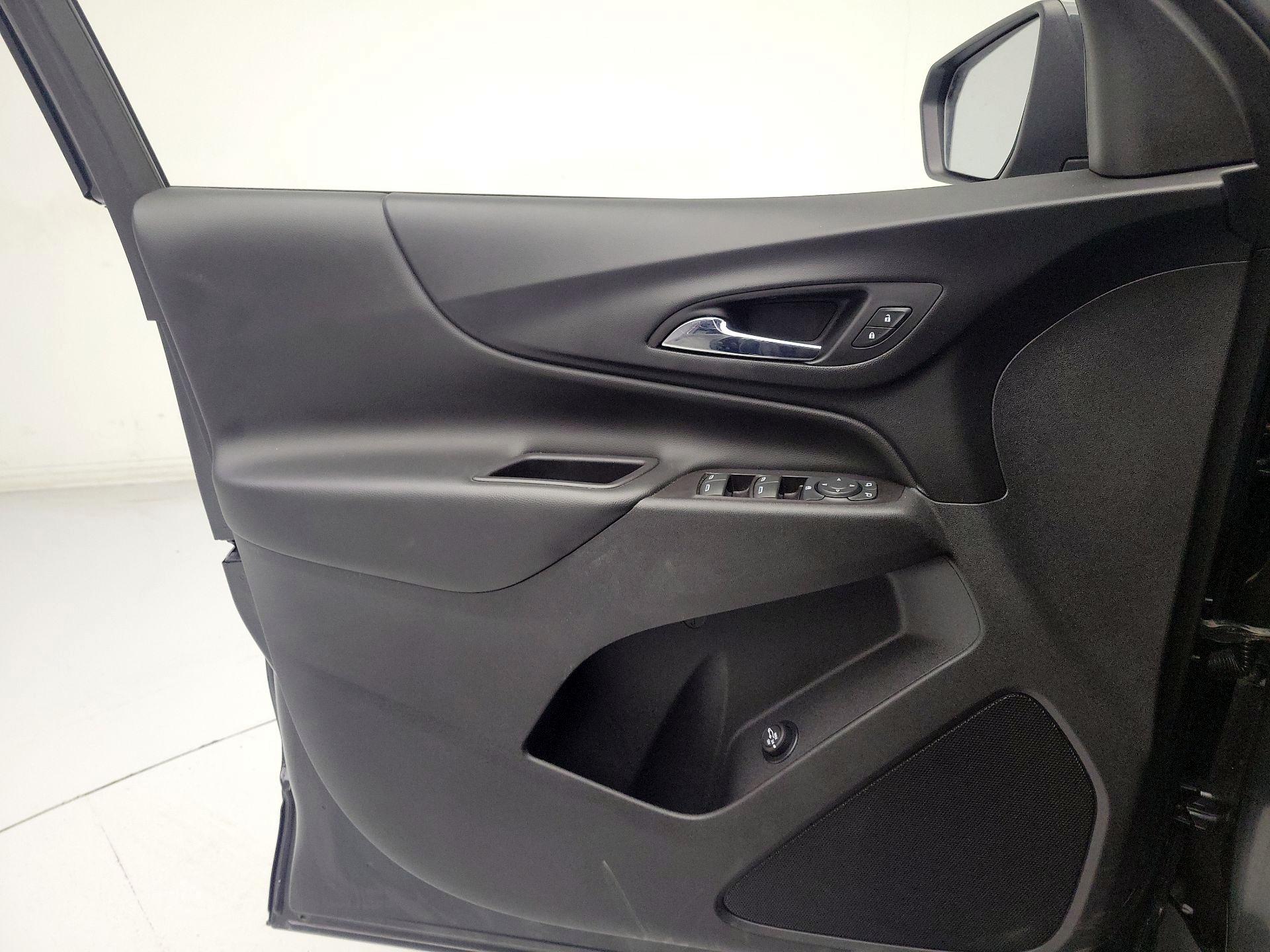 Thumbnail: 2020 Chevrolet Equinox - 12