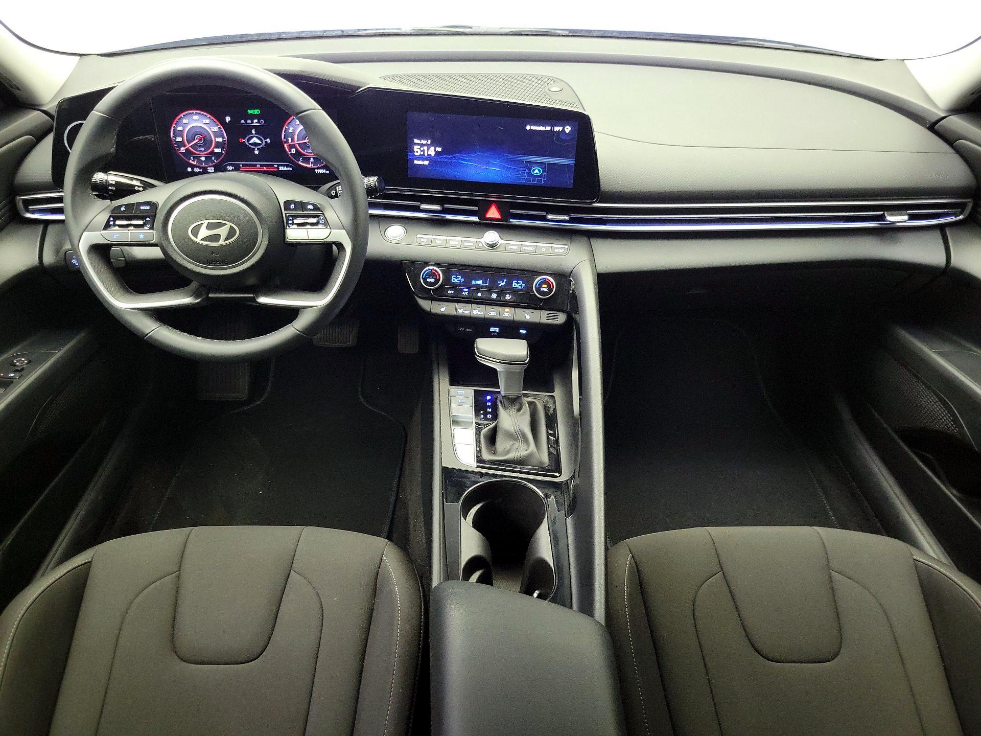 Thumbnail: 2024 Hyundai Elantra - 9