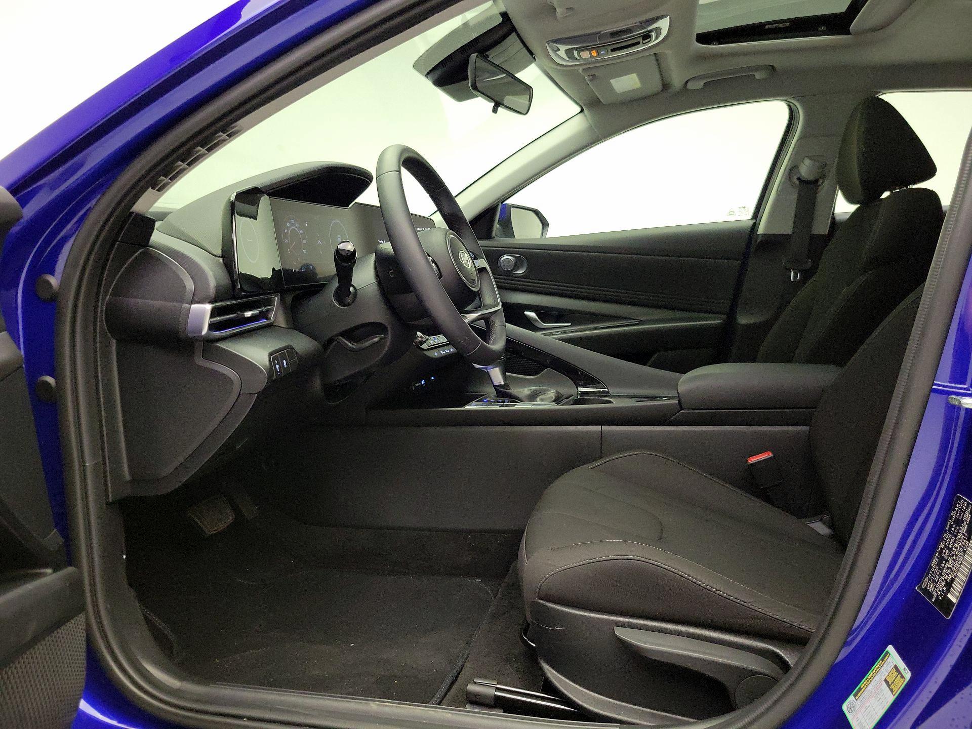 Thumbnail: 2024 Hyundai Elantra - 11