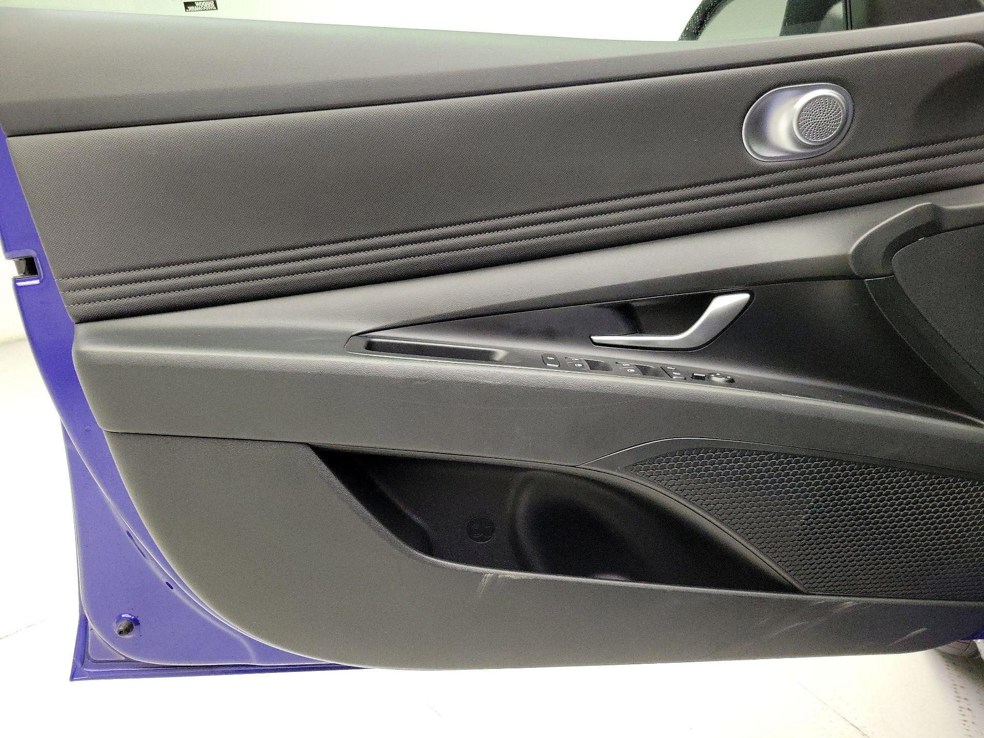 Thumbnail: 2024 Hyundai Elantra - 12