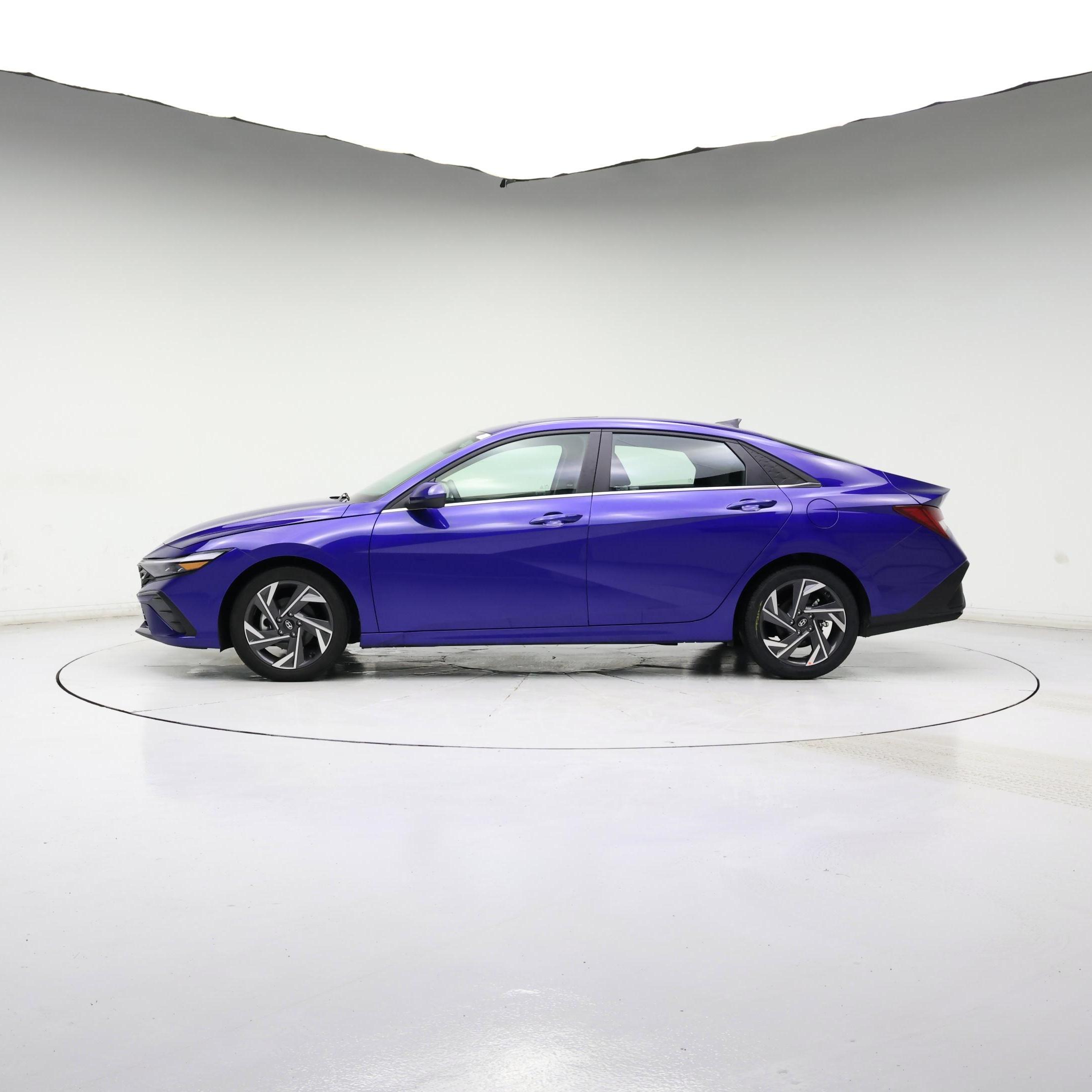 Thumbnail: 2024 Hyundai Elantra - 3