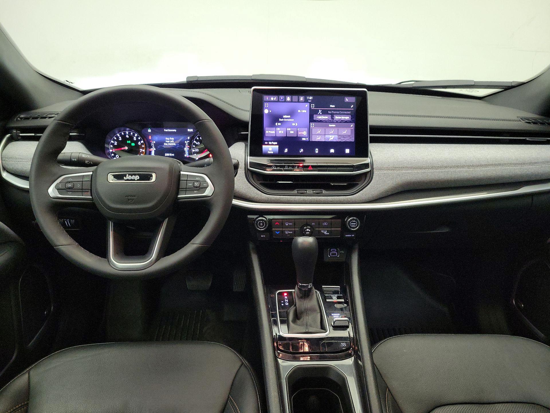 Thumbnail: 2023 Jeep Compass - 9