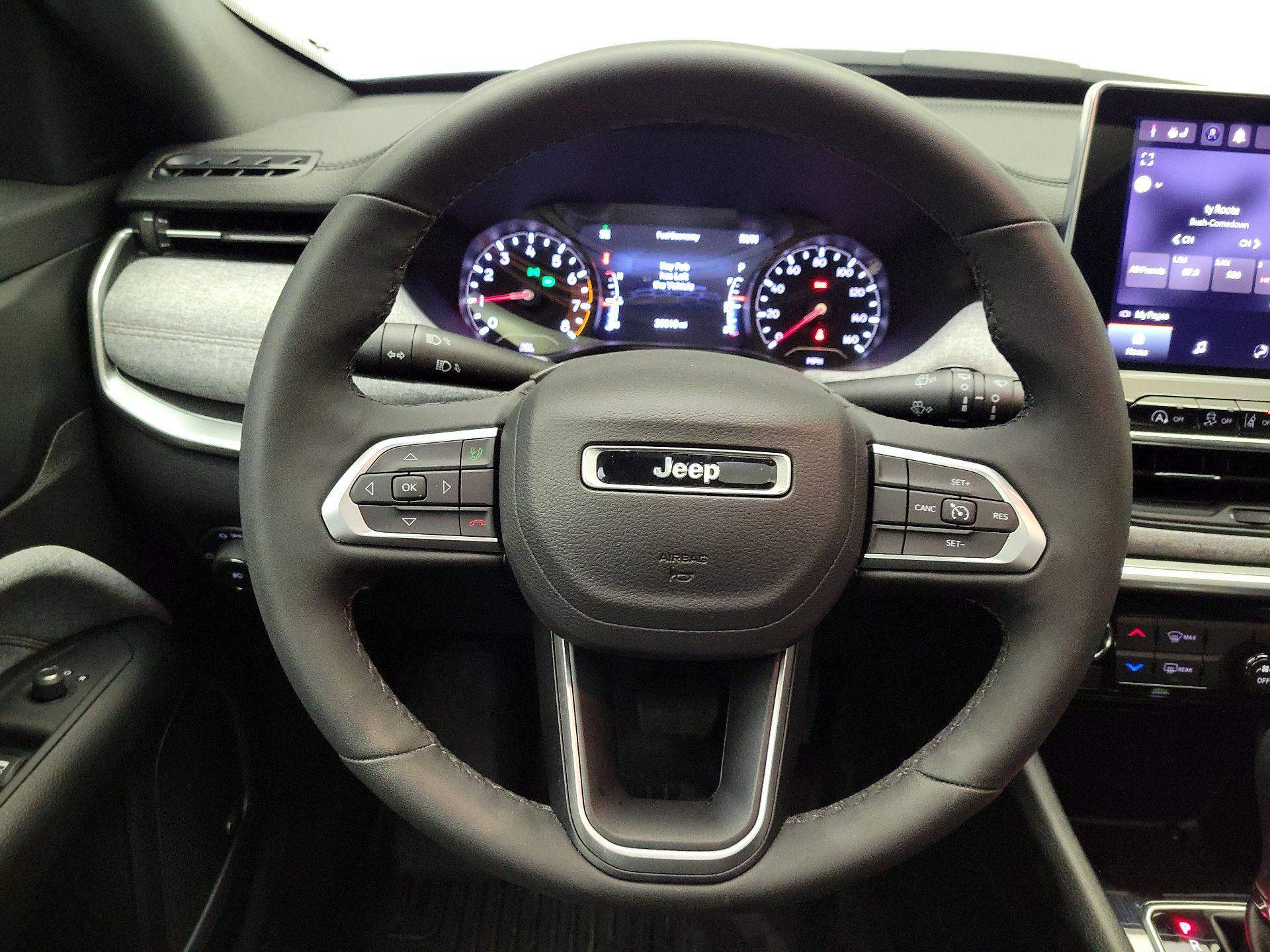 Thumbnail: 2023 Jeep Compass - 10