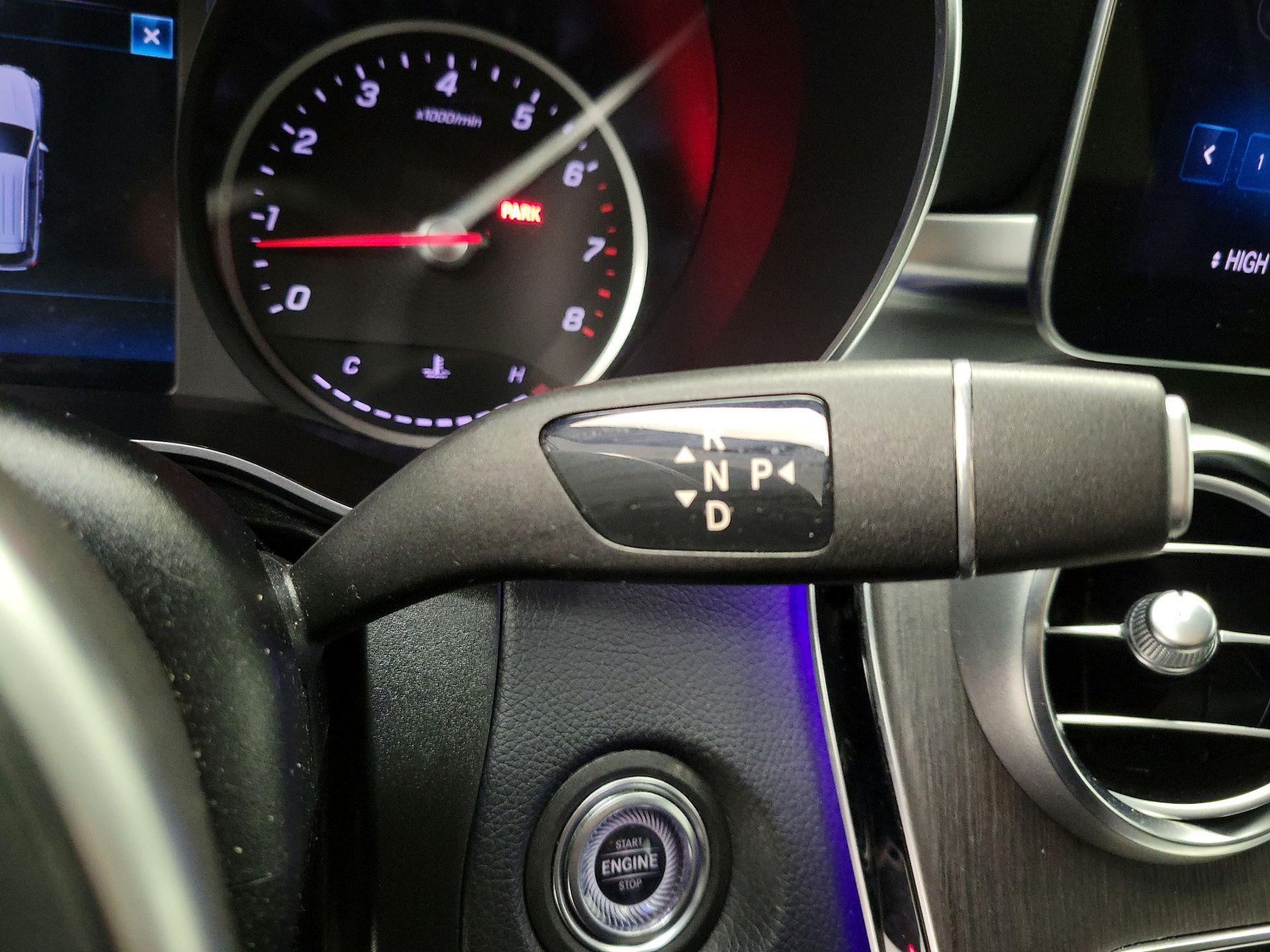 Thumbnail: 2021 Mercedes-Benz GLC - 17