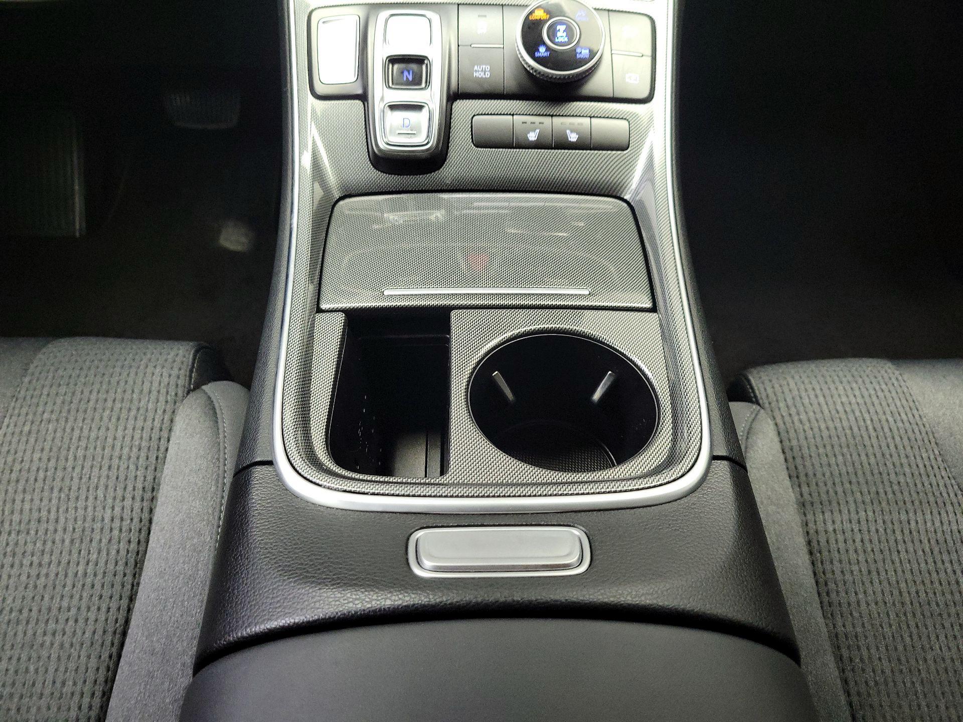 Thumbnail: 2023 Hyundai Santa Fe - 18