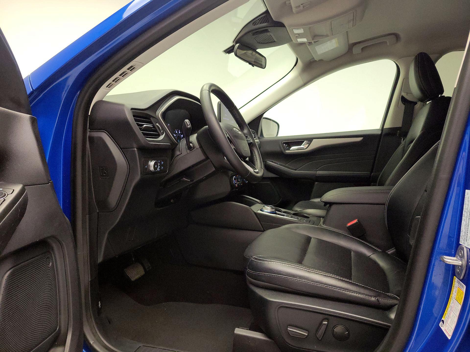 Thumbnail: 2021 Ford Escape - 11