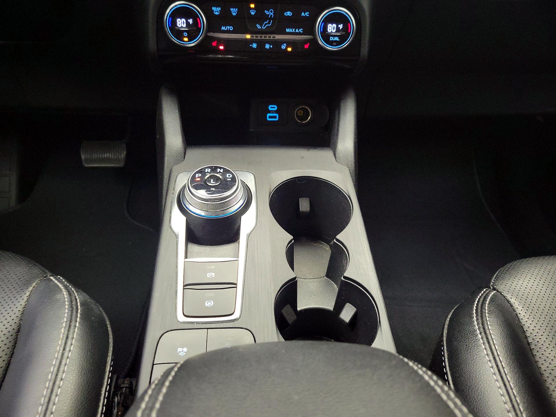 Thumbnail: 2021 Ford Escape - 17