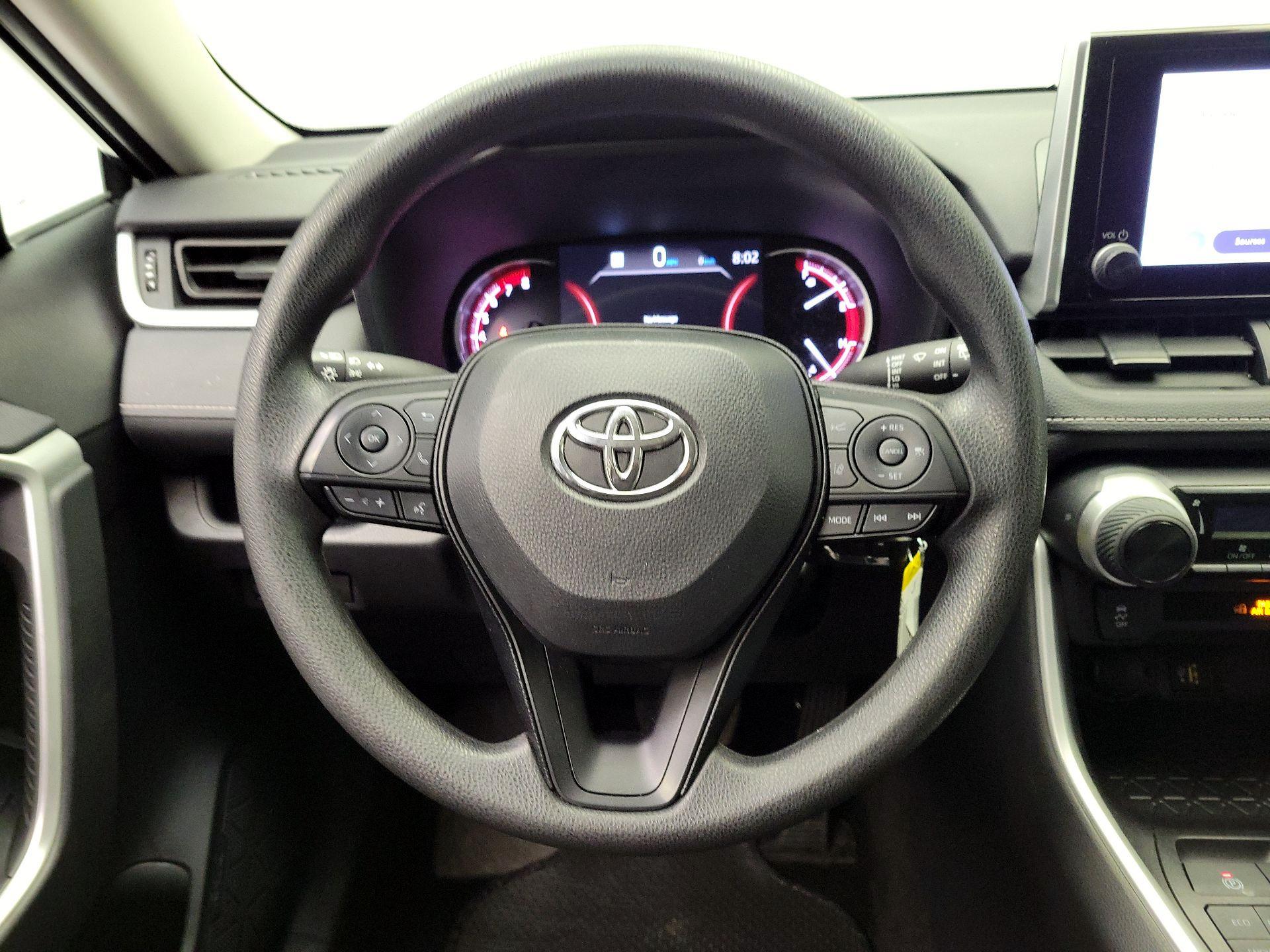 Thumbnail: 2025 Toyota RAV4 - 10