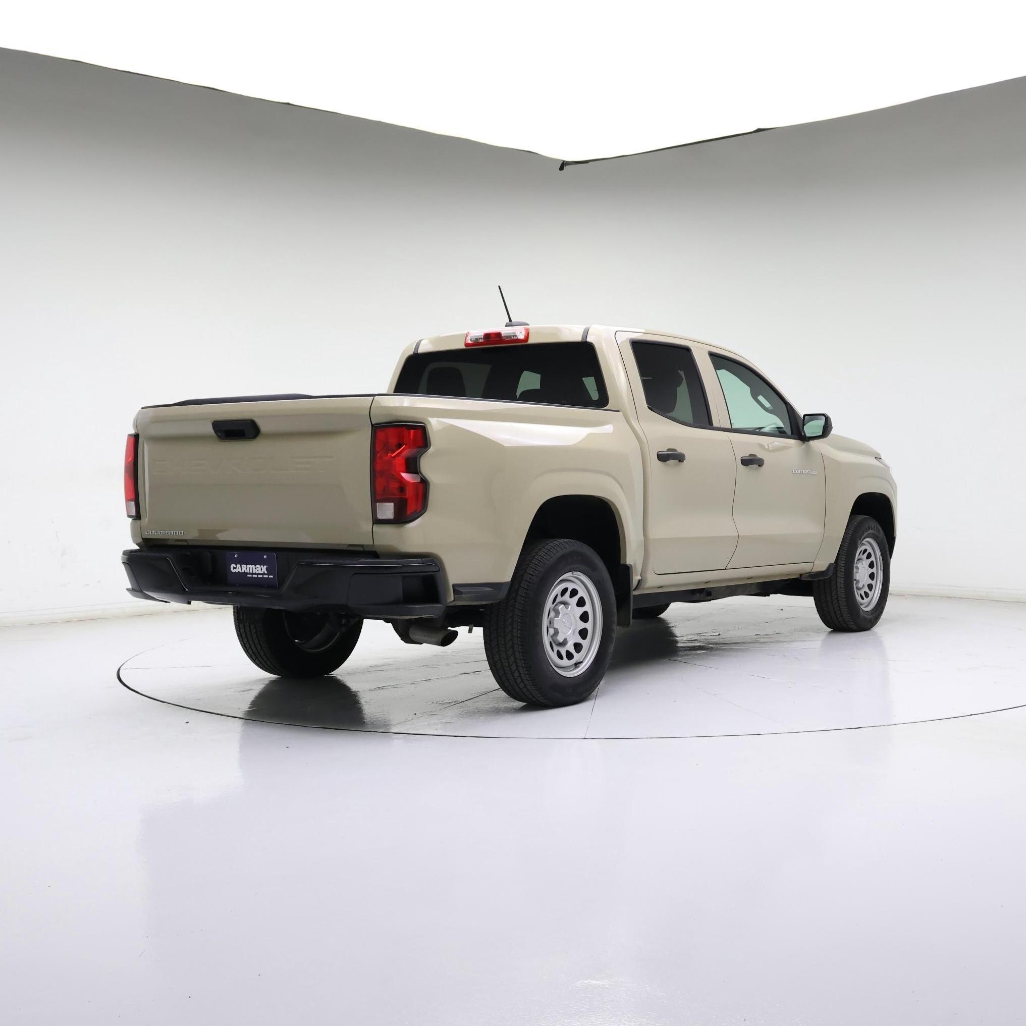 Thumbnail: 2023 Chevrolet Colorado - 8