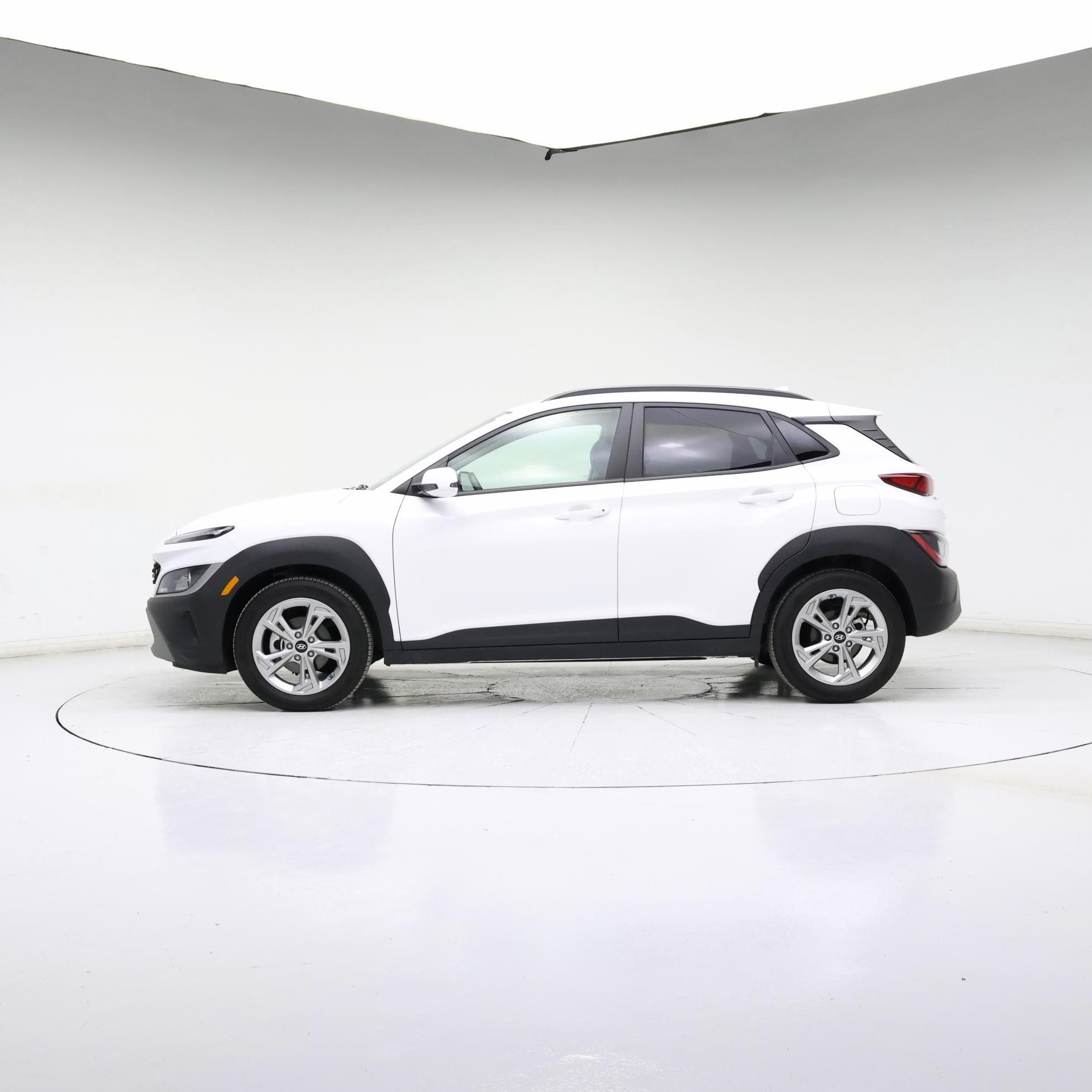 Thumbnail: 2023 Hyundai Kona - 3
