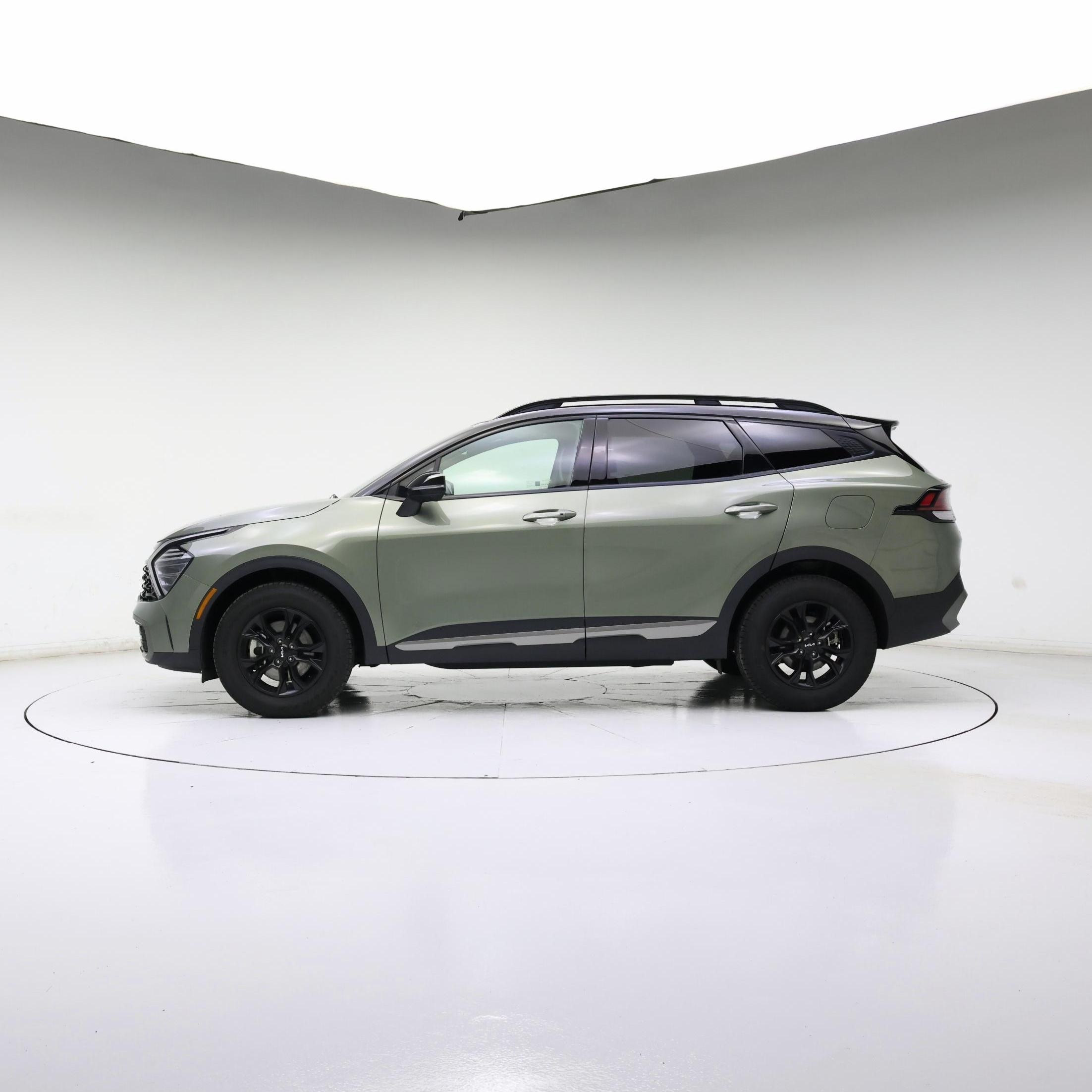 Thumbnail: 2023 Kia Sportage - 3