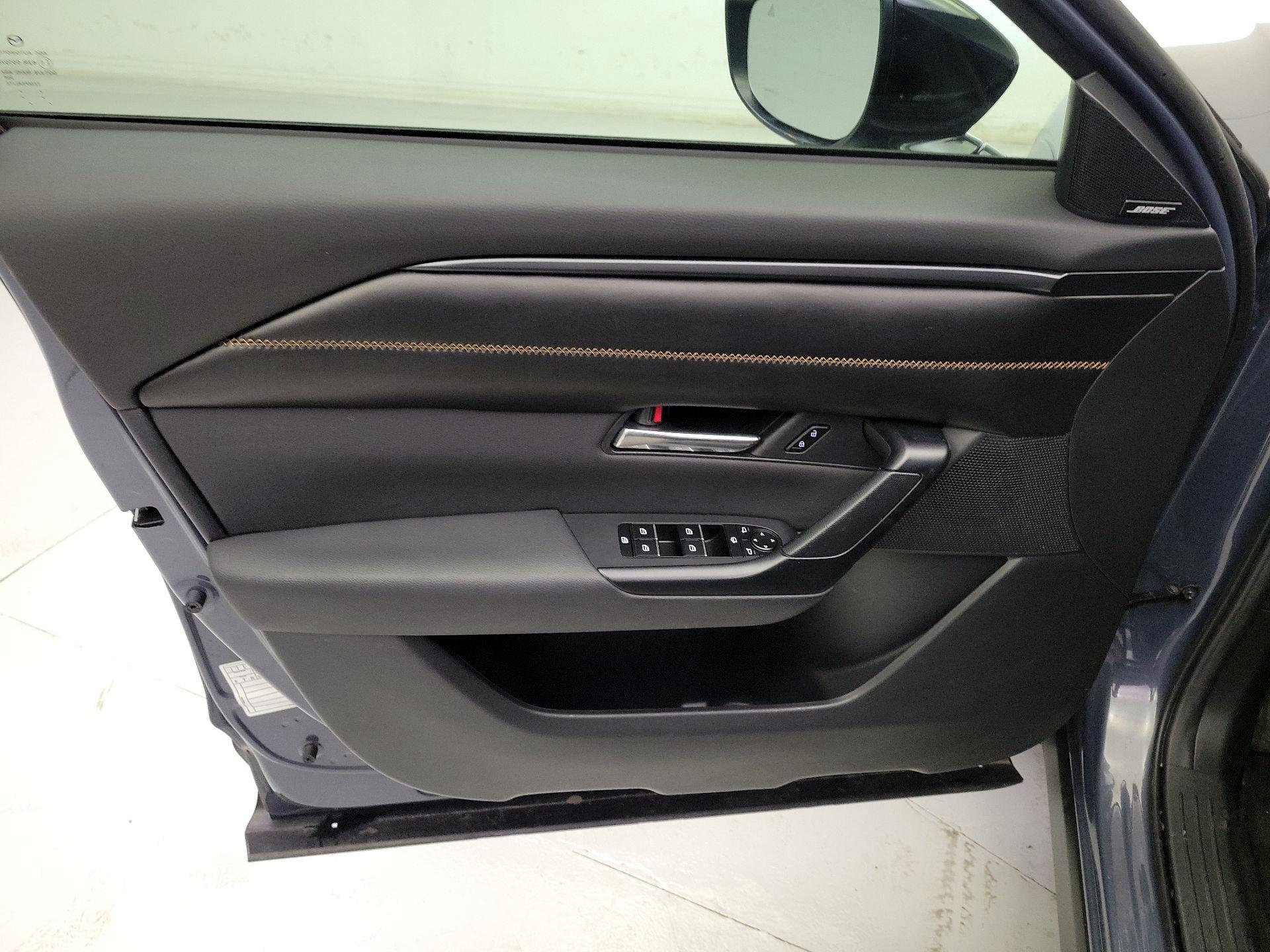 Thumbnail: 2025 Mazda CX-50 - 12