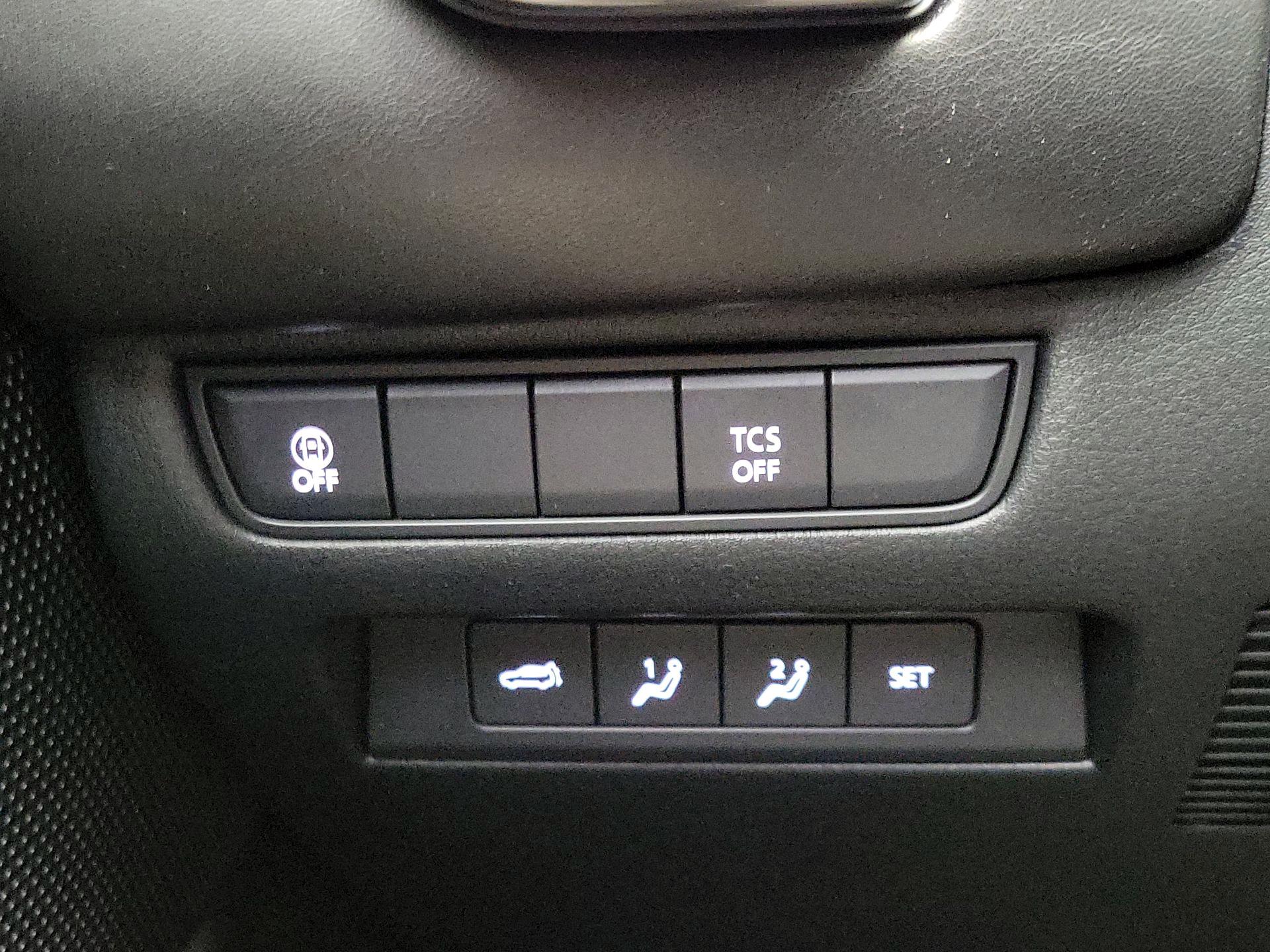 Thumbnail: 2025 Mazda CX-50 - 13