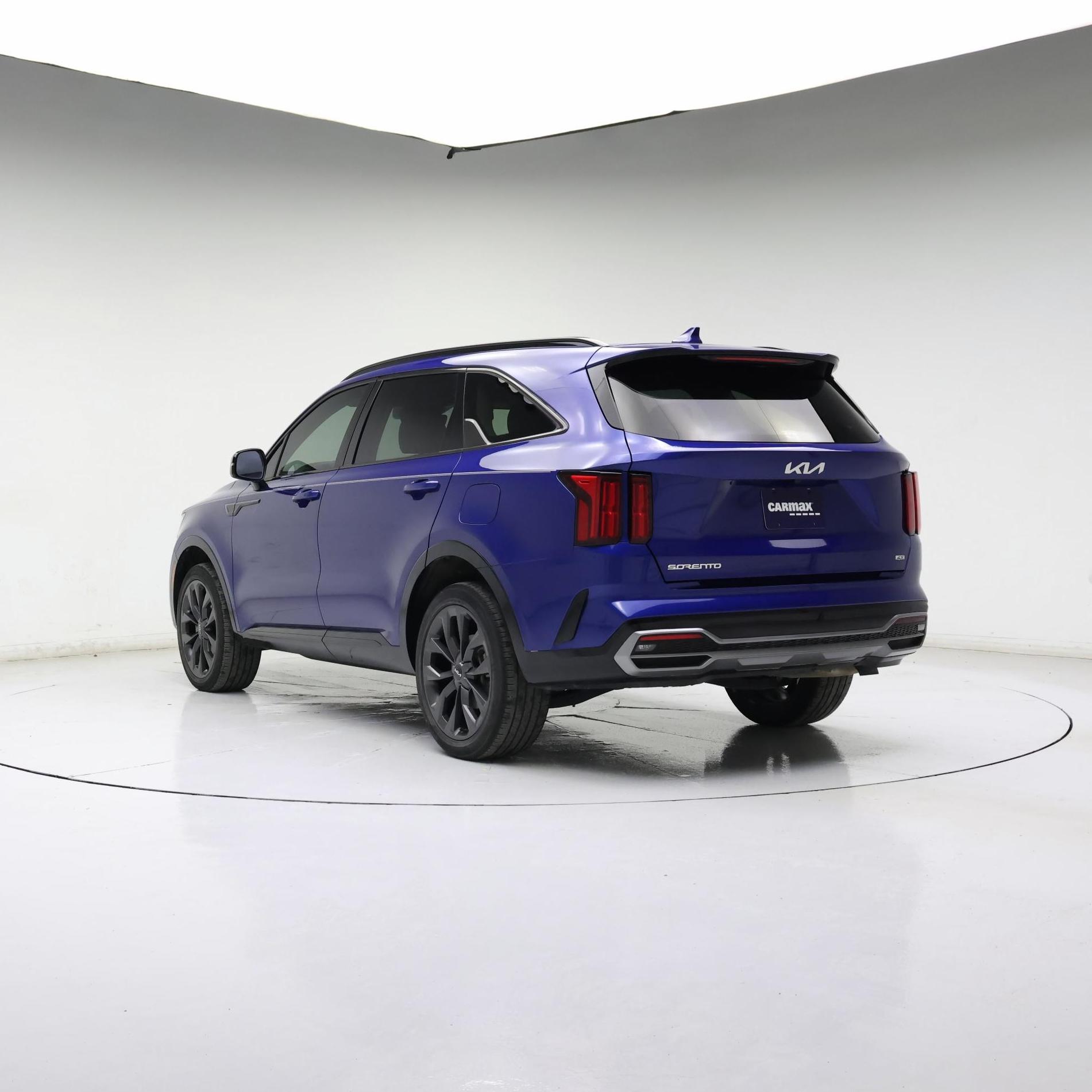 Thumbnail: 2023 Kia Sorento - 2