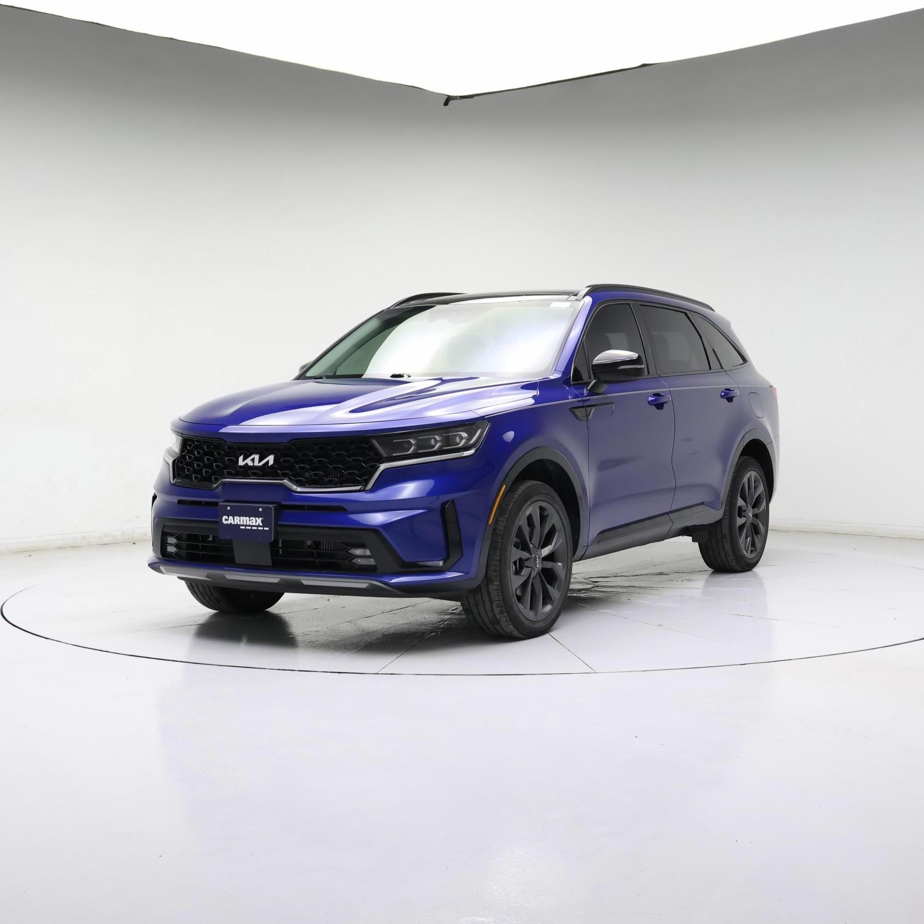 Thumbnail: 2023 Kia Sorento - 4