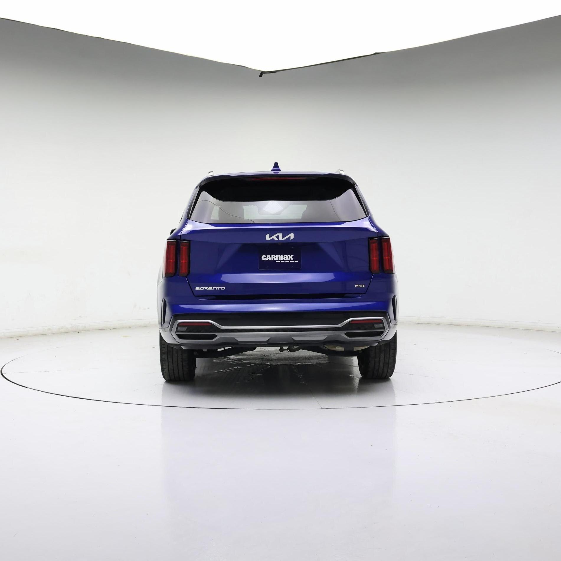 Thumbnail: 2023 Kia Sorento - 6