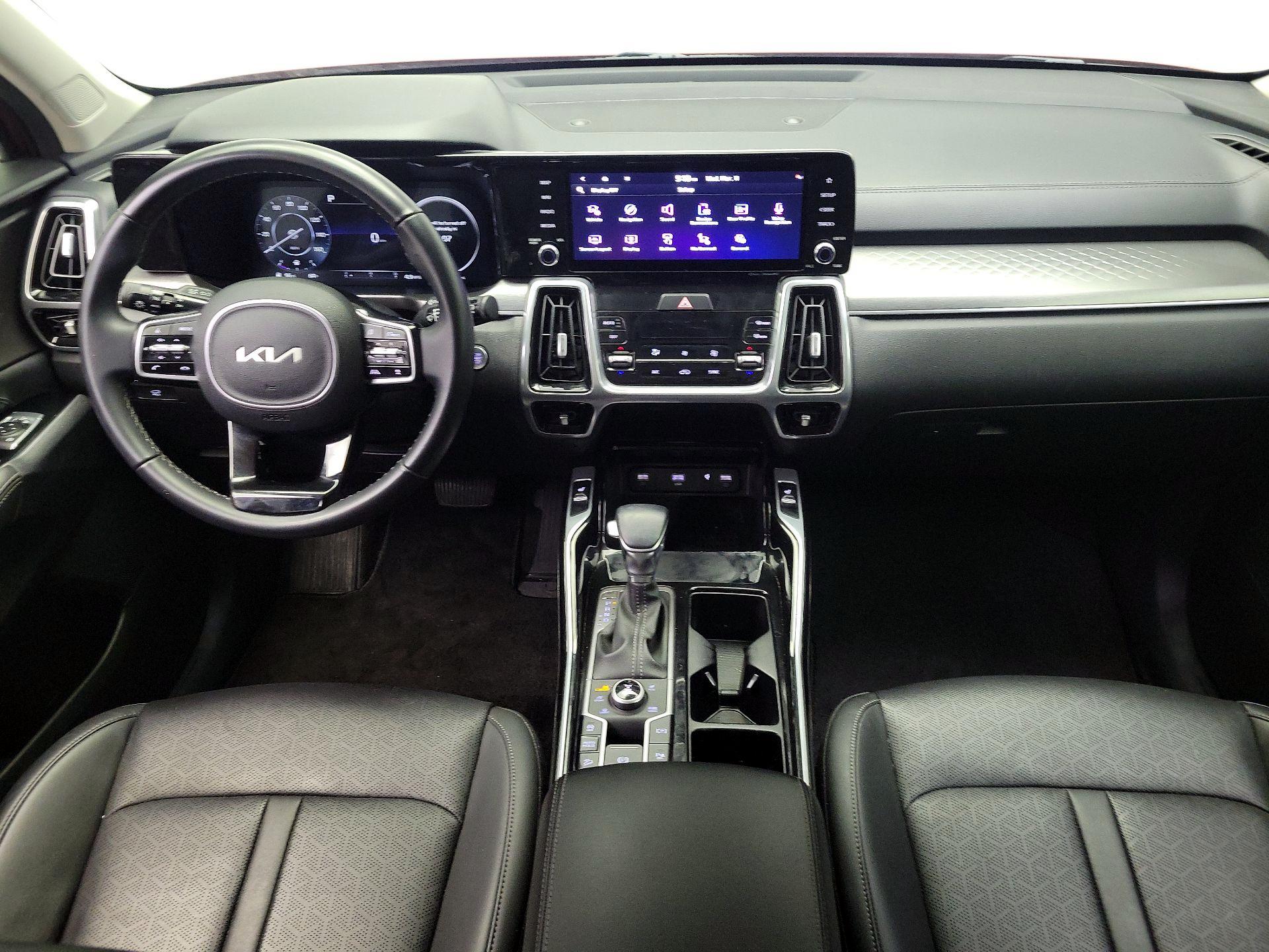 Thumbnail: 2023 Kia Sorento - 9