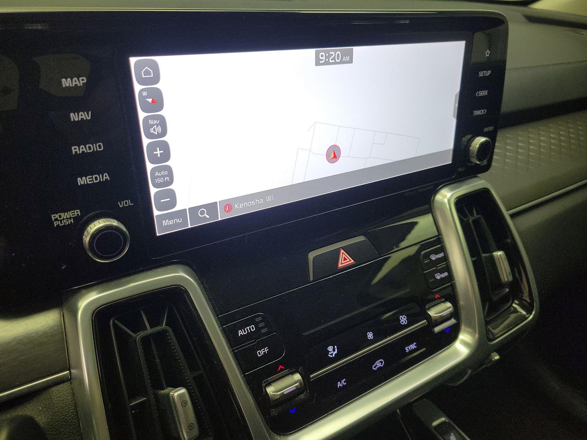 Thumbnail: 2023 Kia Sorento - 14