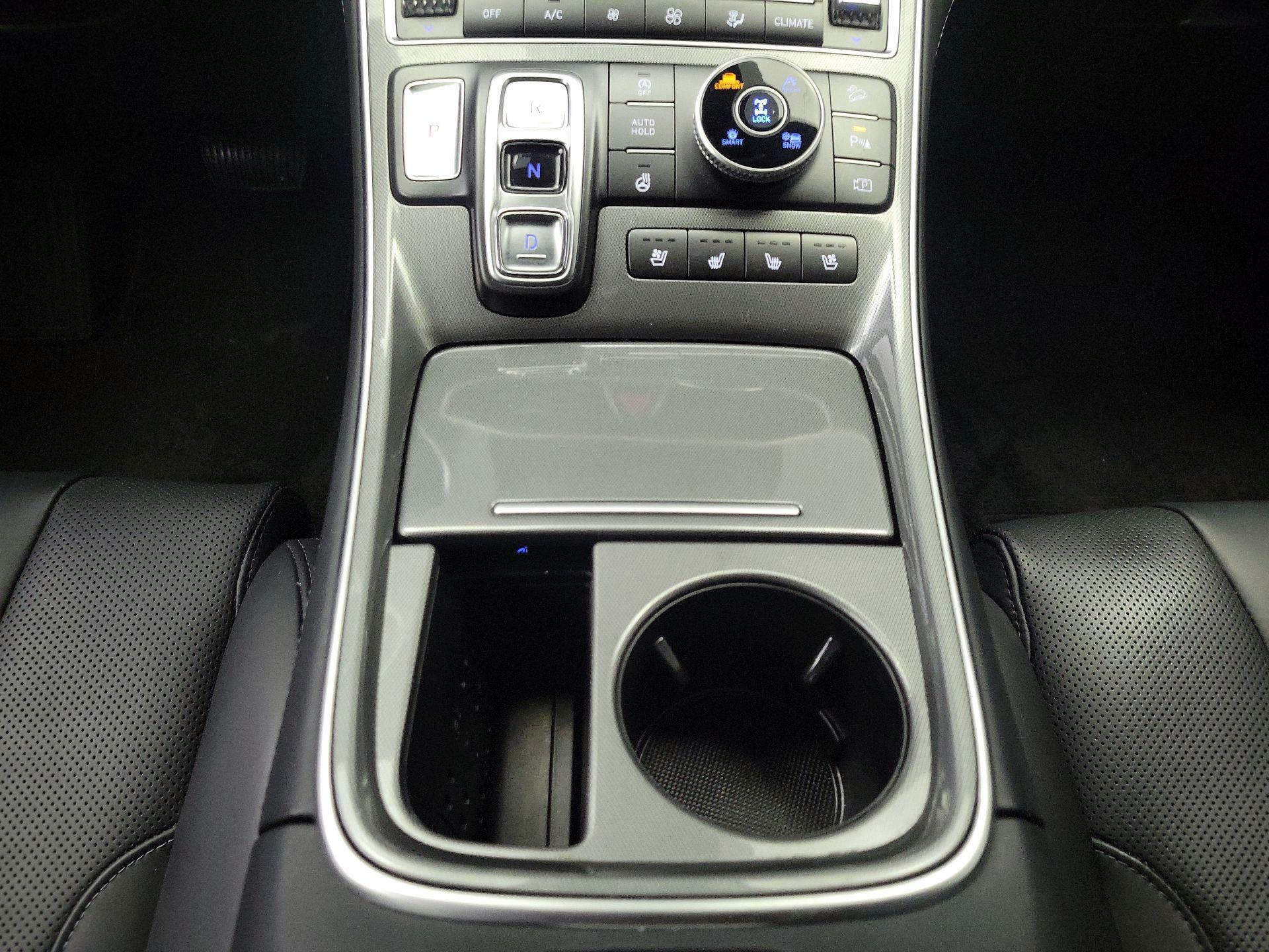 Thumbnail: 2023 Hyundai Santa Fe - 18