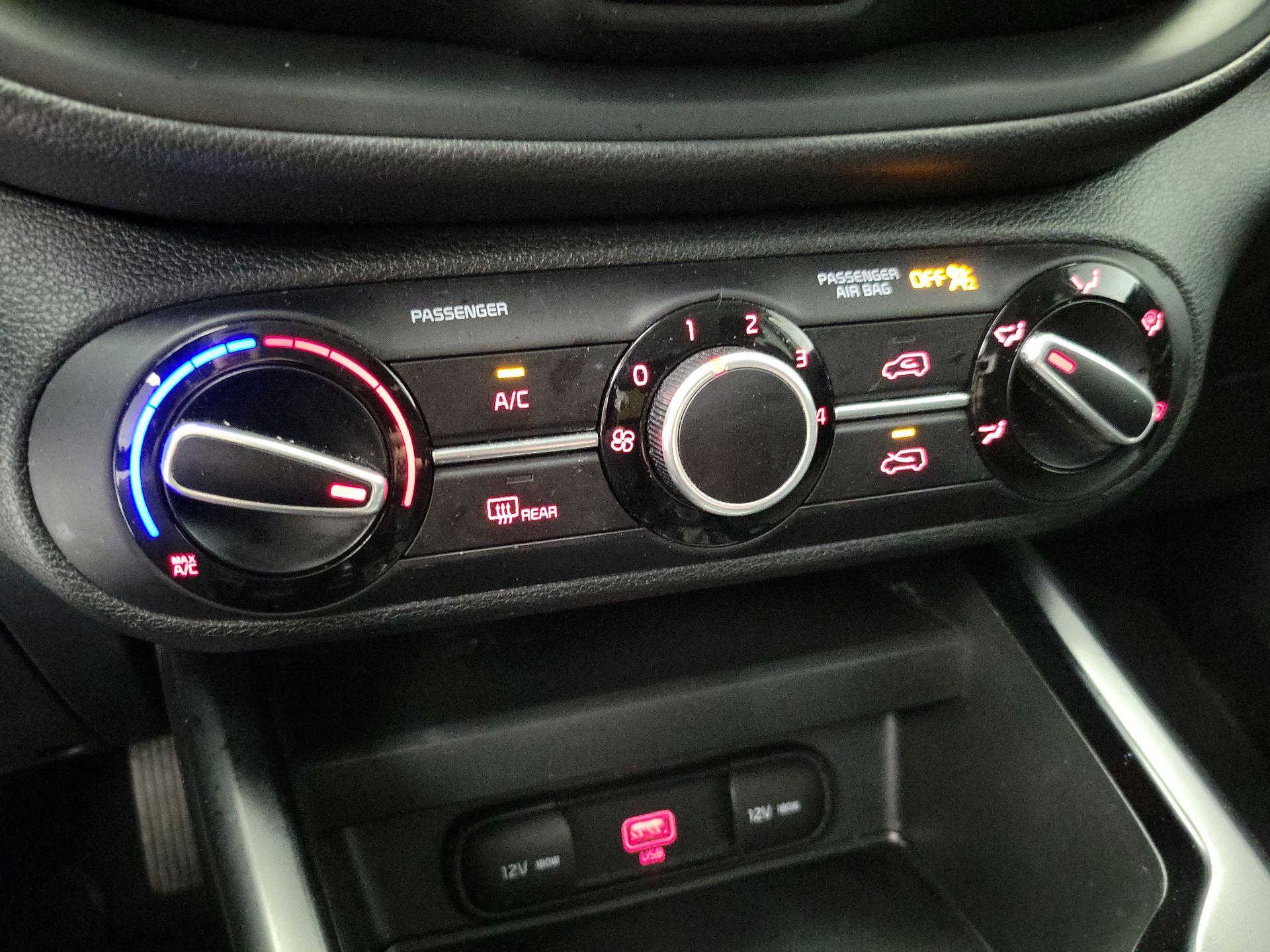 Thumbnail: 2021 Kia Soul - 16