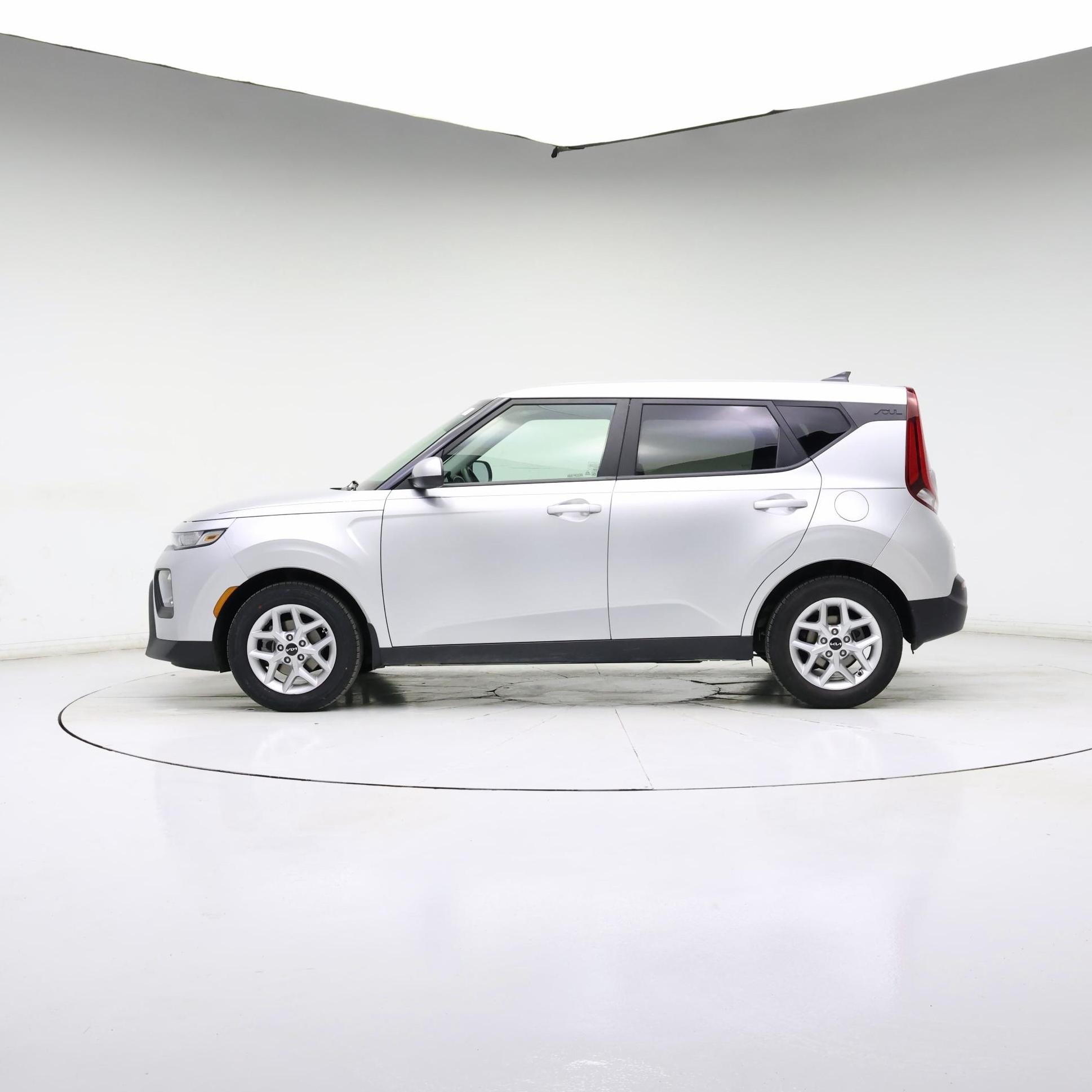 Thumbnail: 2021 Kia Soul - 3